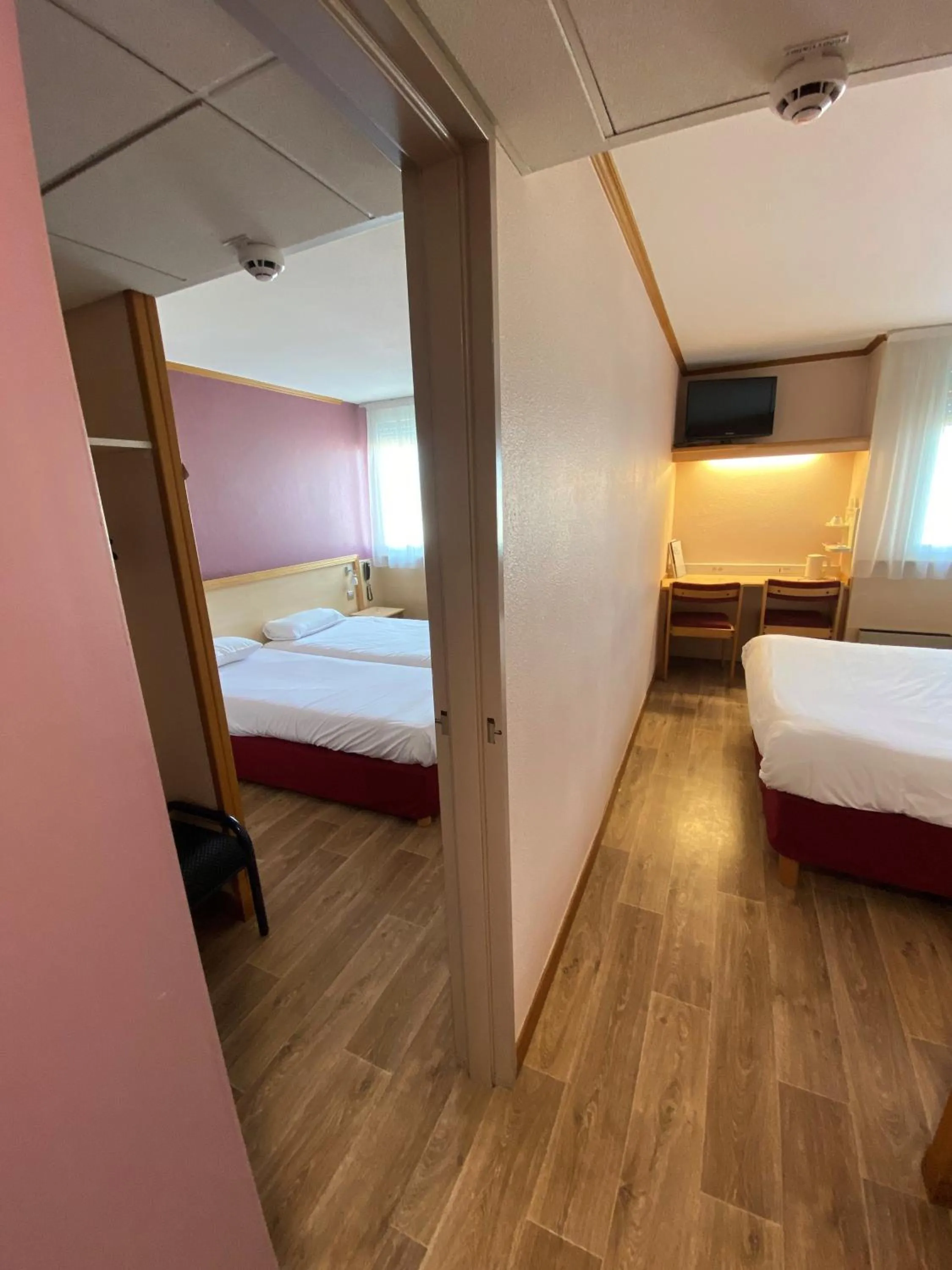 Bed in Hôtel Originals City, Armony Dijon - Chenôve