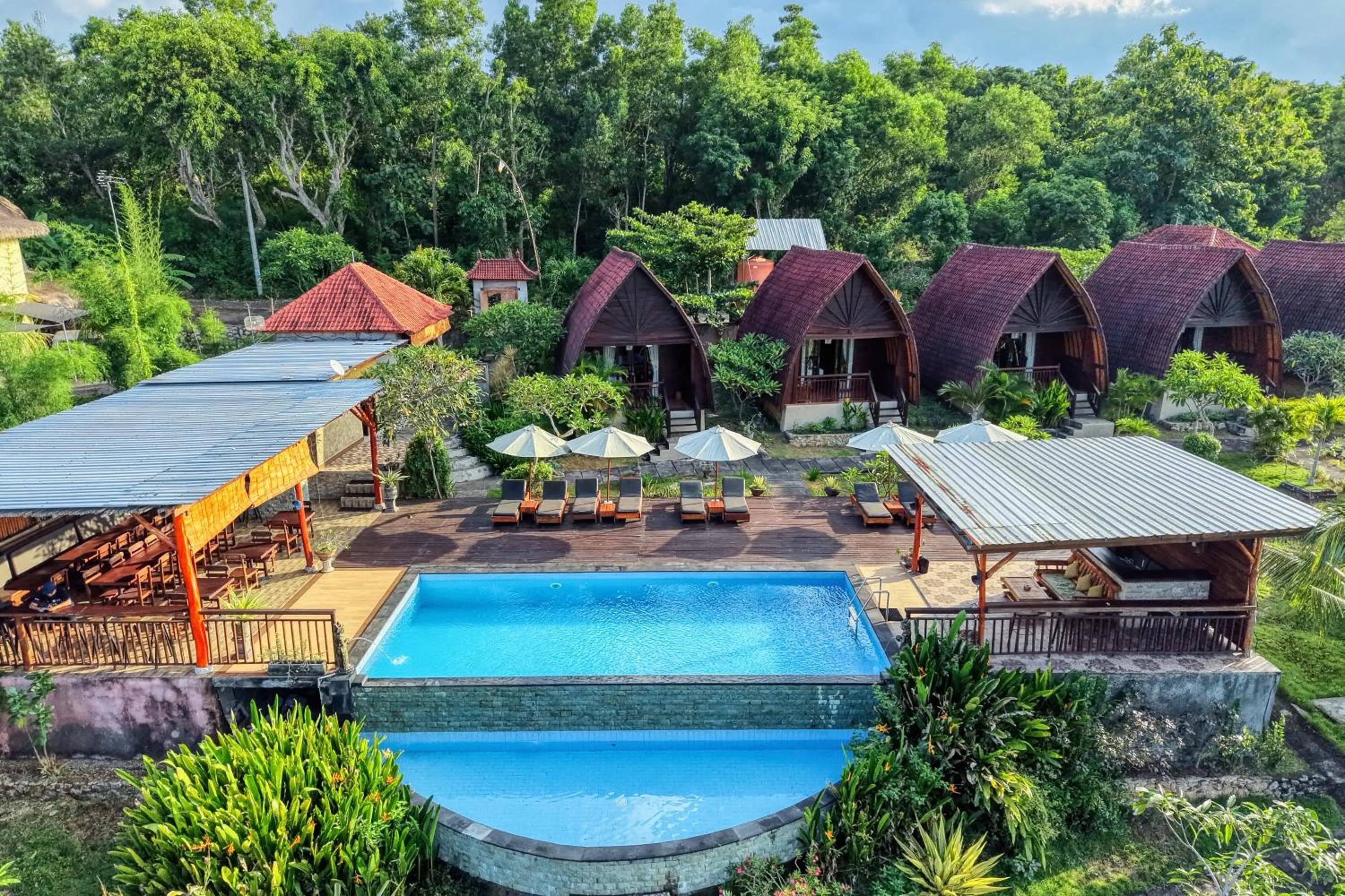 Property building in Bataran Garden Cottage