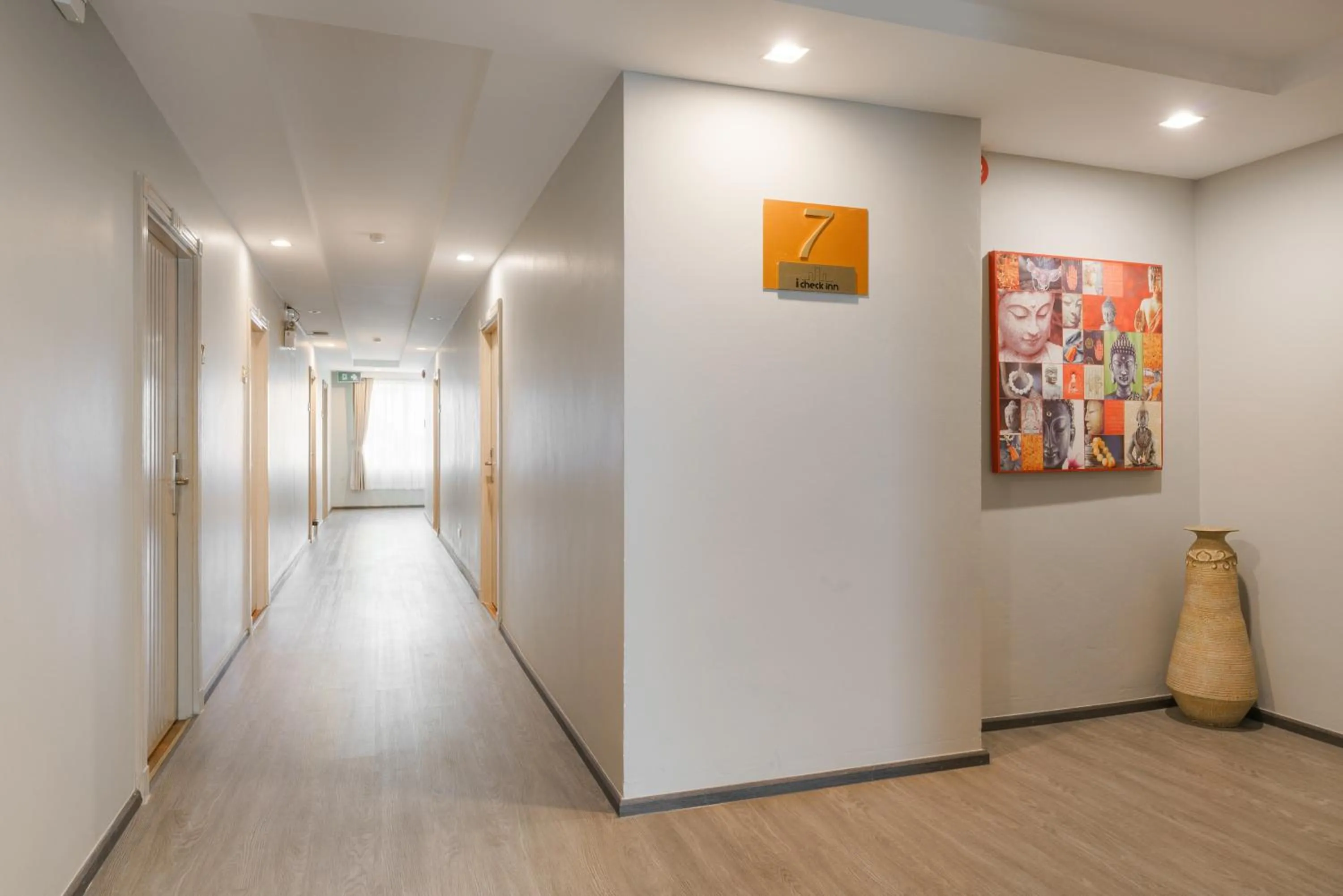 Decorative detail in iCheck inn Residence soi 2