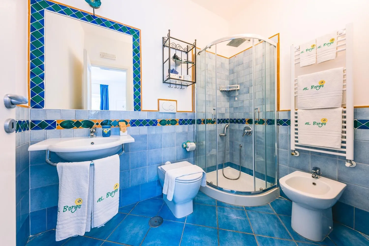 Shower in Al Borgo Torello