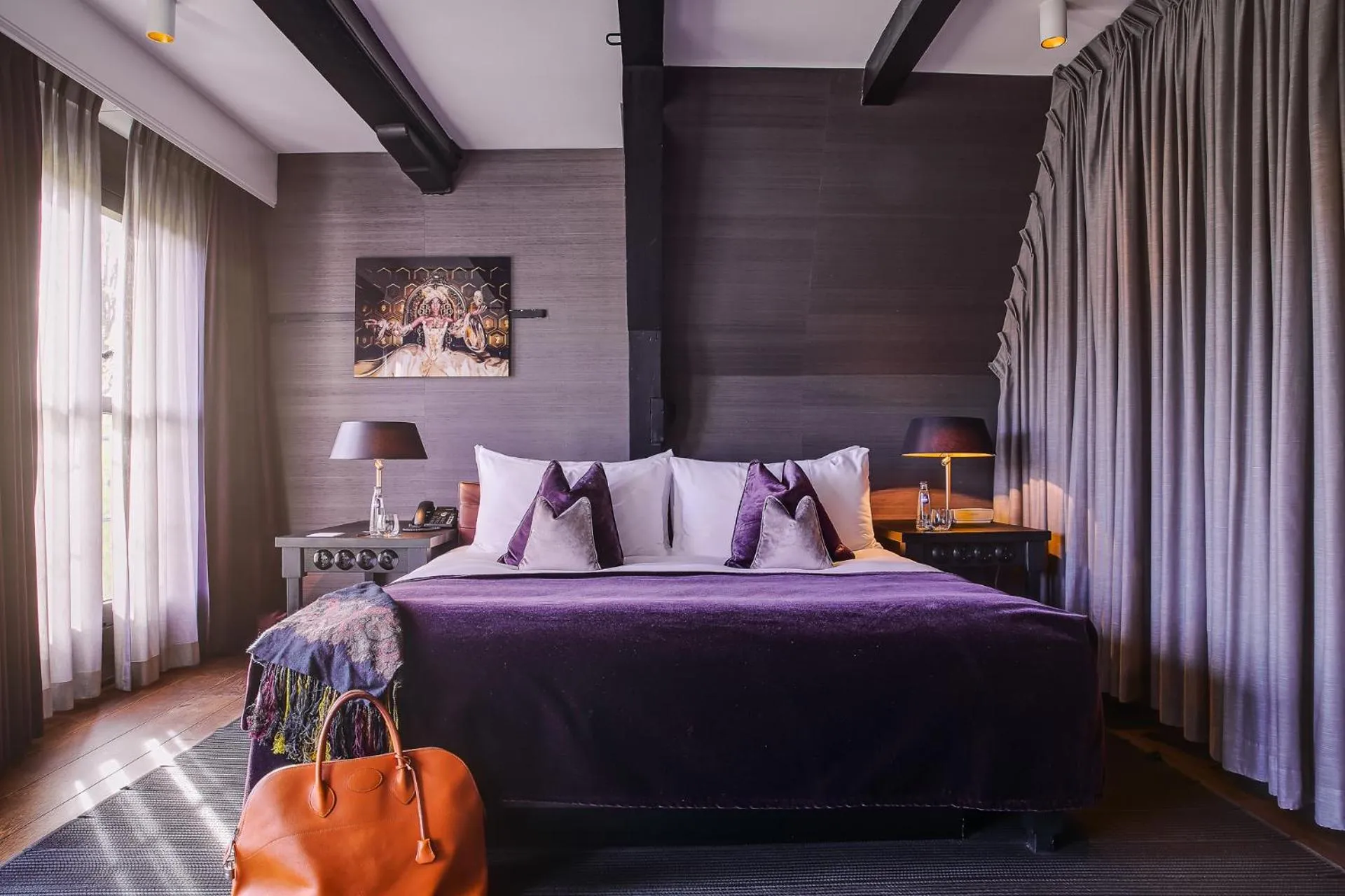 Bedroom, Bed in Canal House