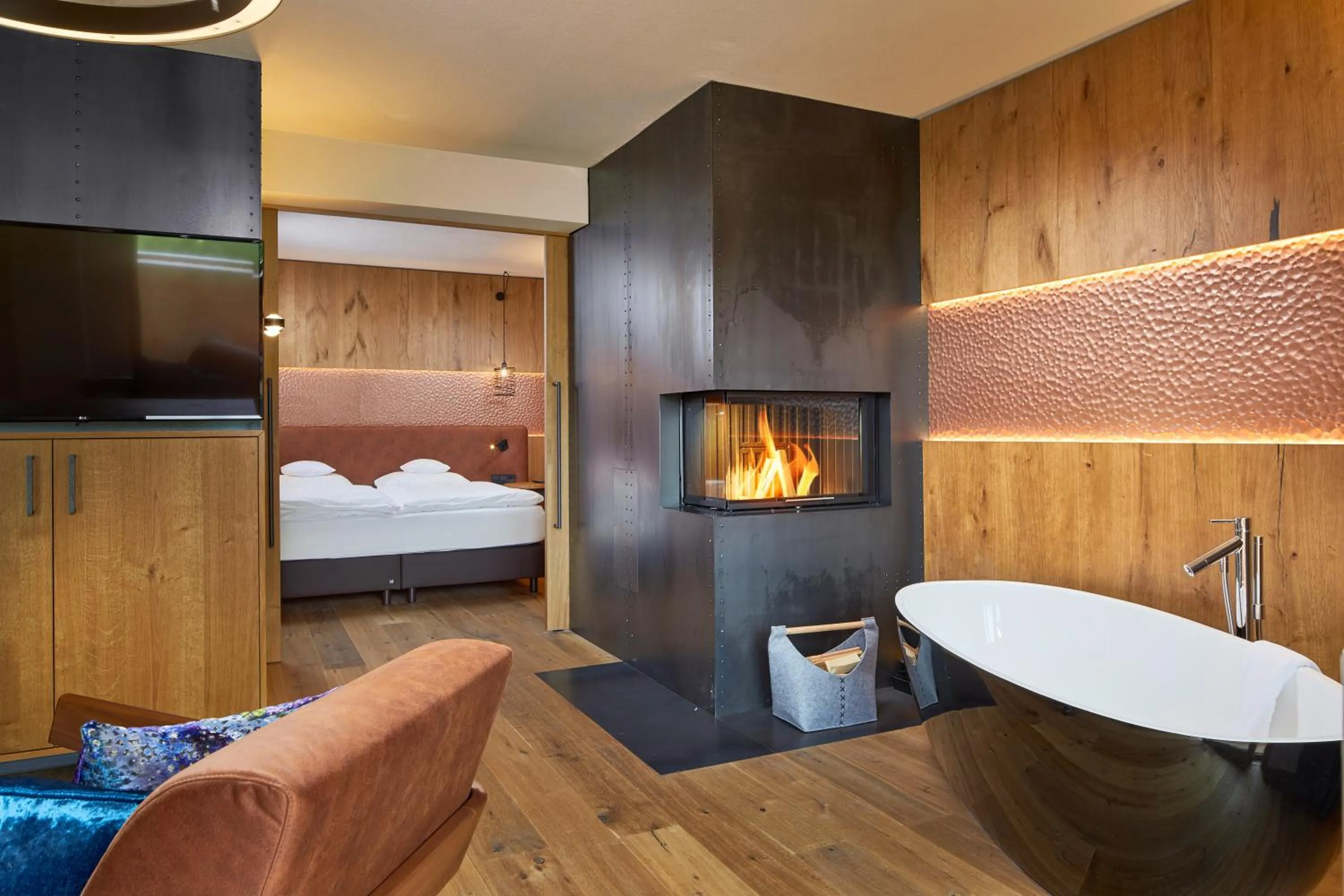 Photo of the whole room, Bed in Sporthotel Ellmau in Tirol