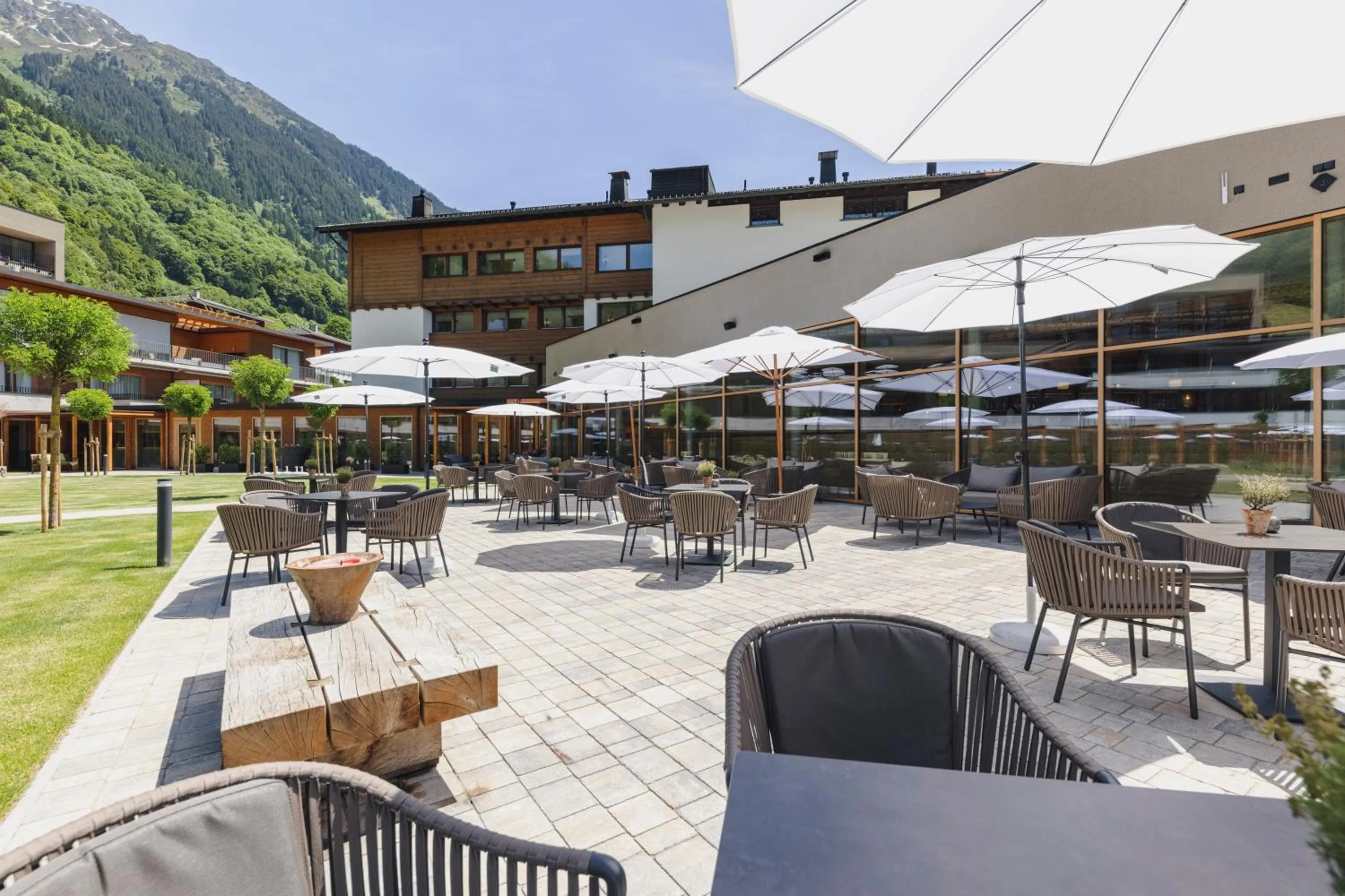 Balcony/Terrace in Alpenhotel Montafon & SPA