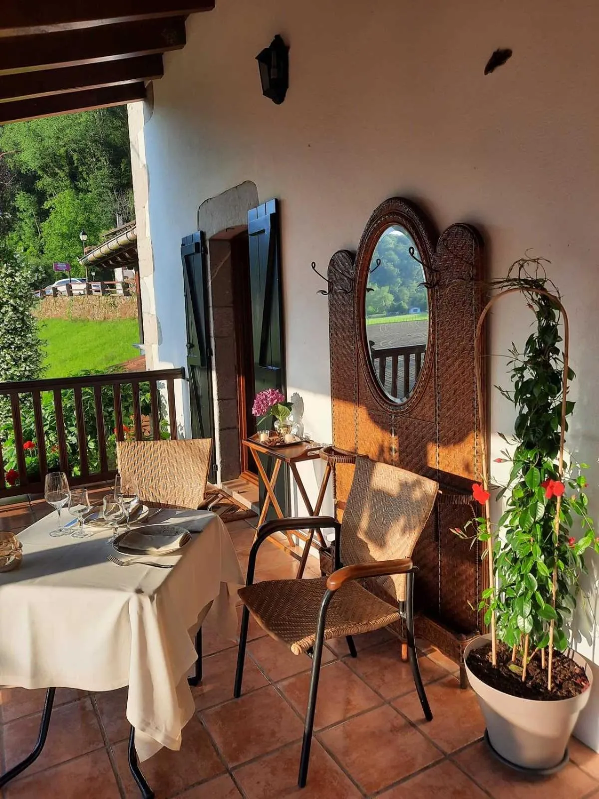 Restaurant/places to eat in Hostal Rural Irigoienea