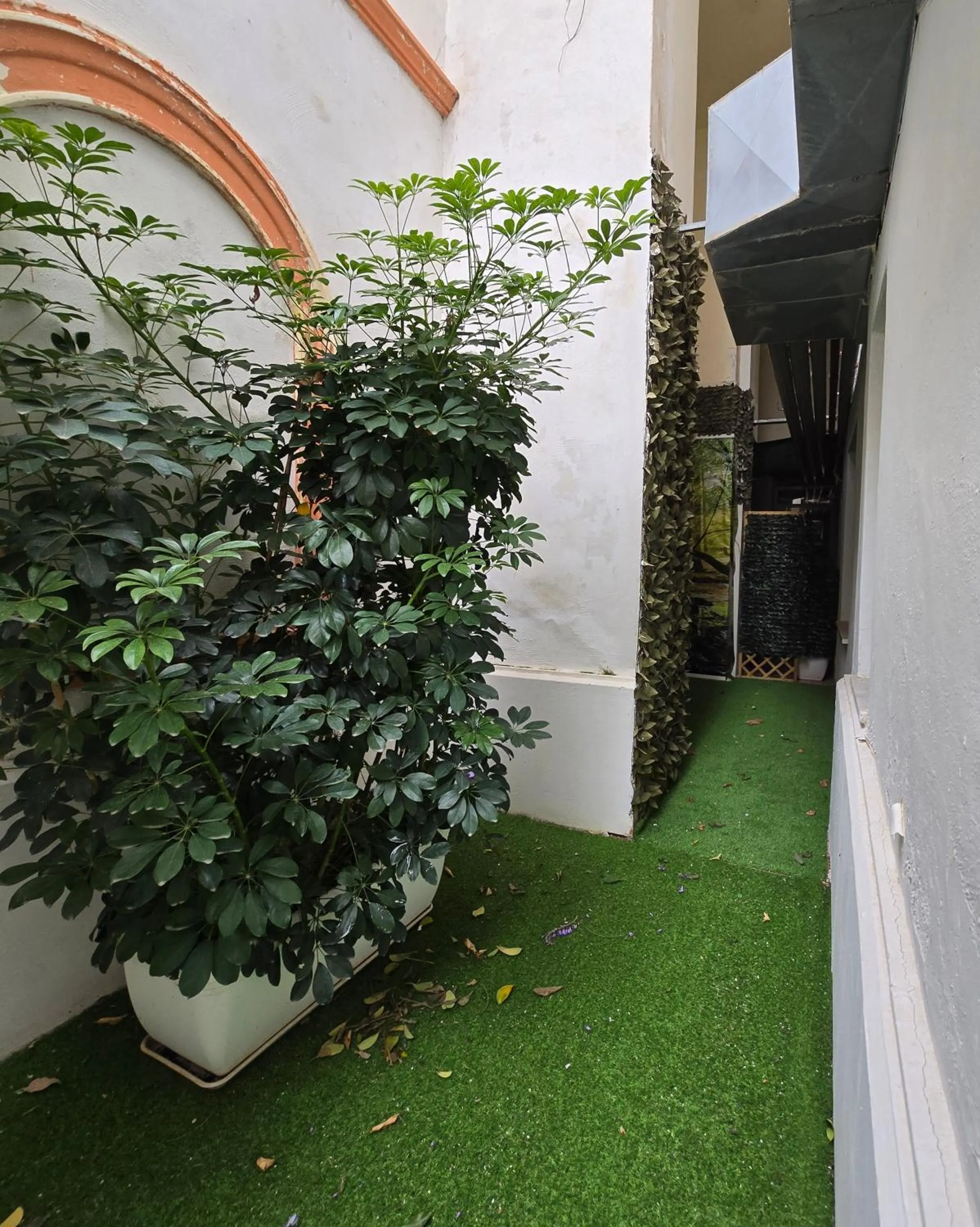 Inner courtyard view in Hotel Il Nido Sorrento