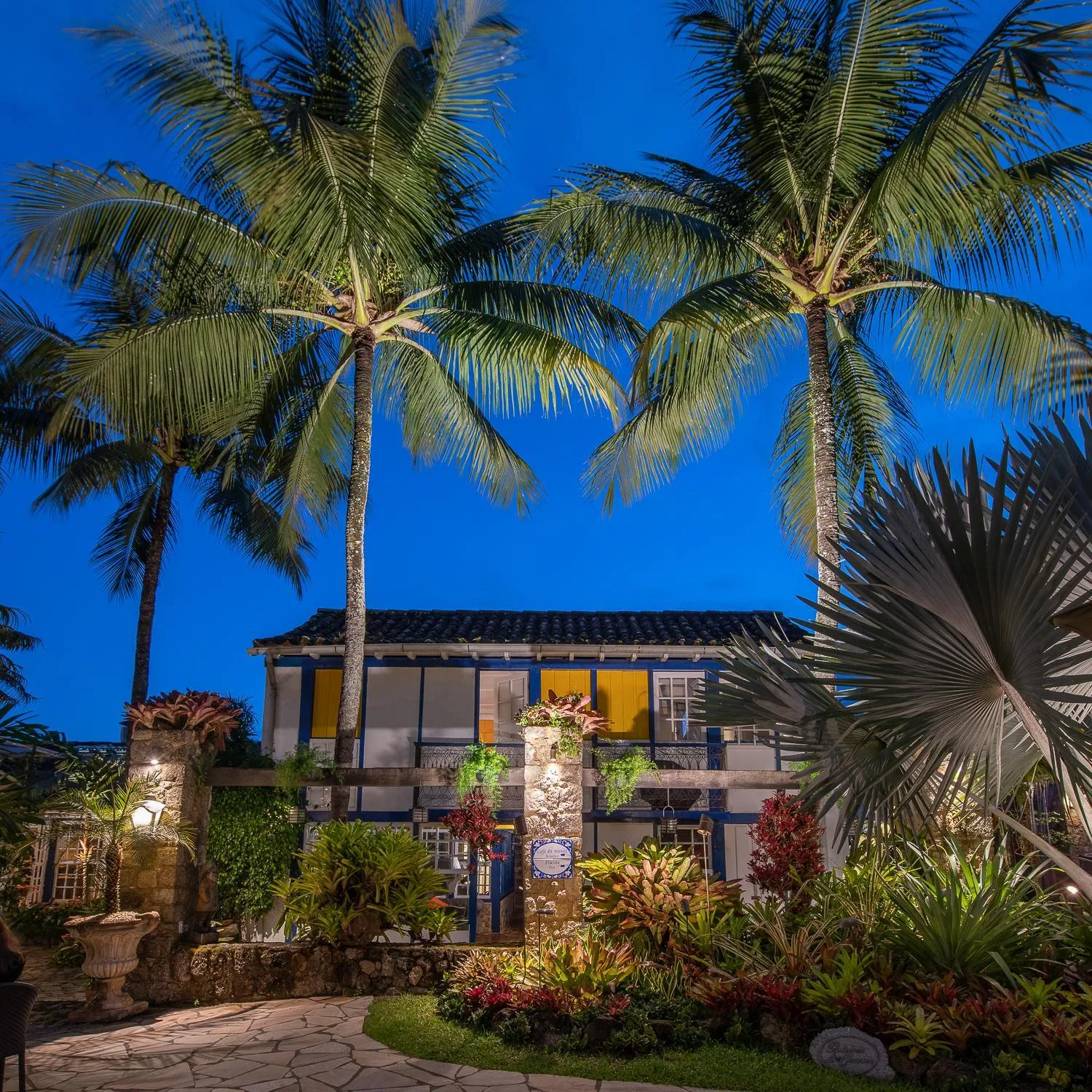 Garden in Sandi Hotel