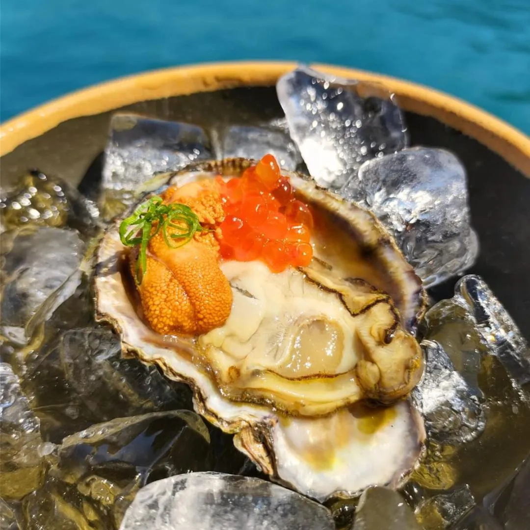 Restaurant/places to eat in Sandi Hotel