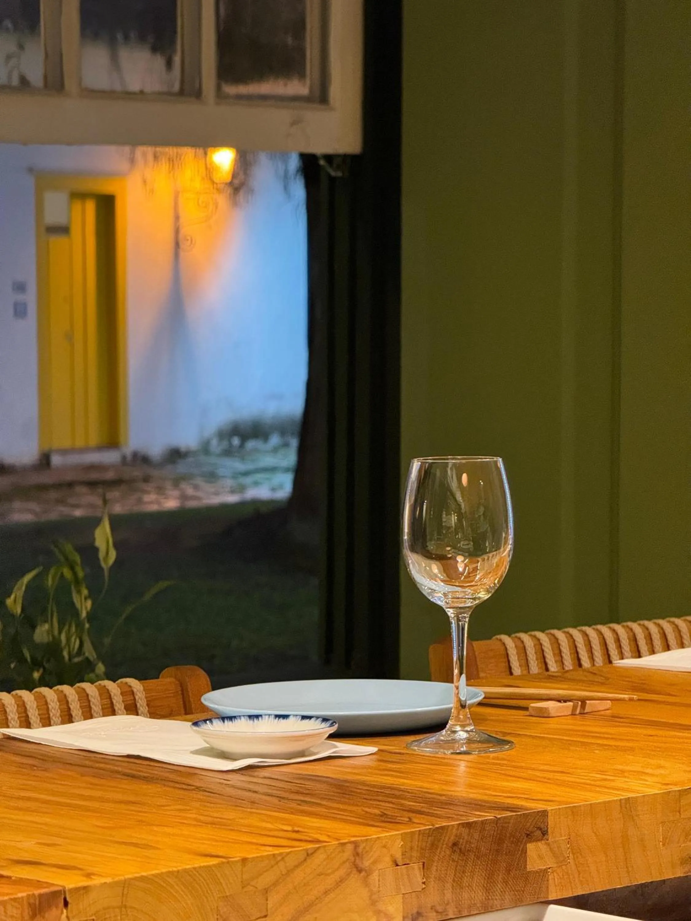 Restaurant/places to eat in Sandi Hotel