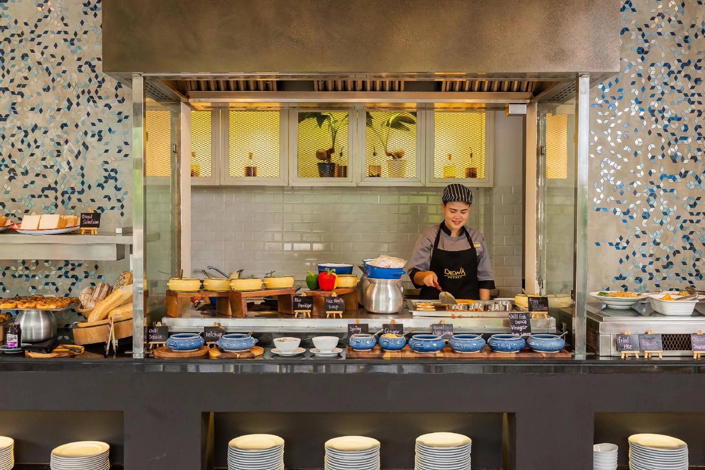 Restaurant/places to eat in Dewa Phuket Resort & Villas, Nai Yang Beach