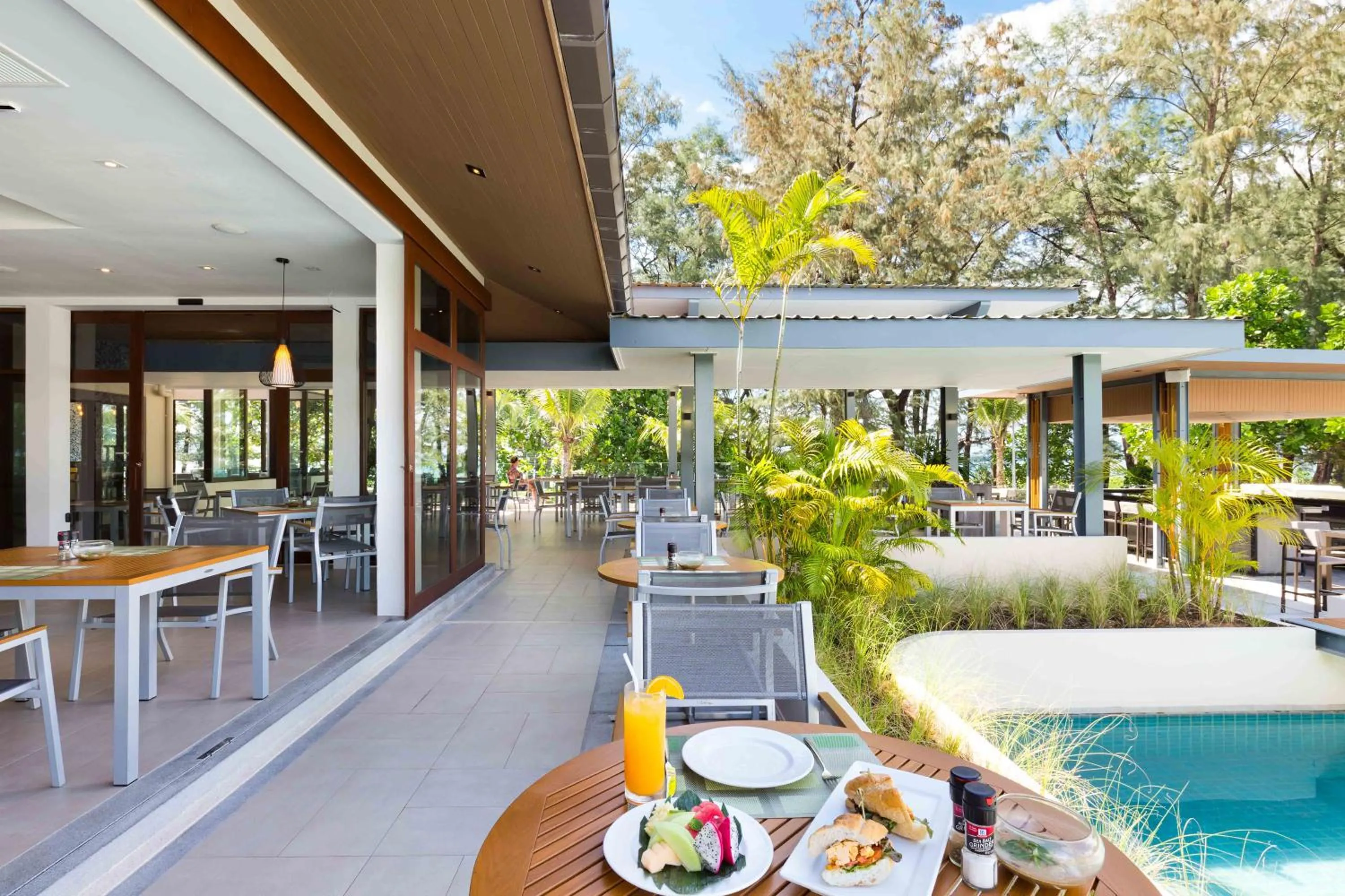 Restaurant/places to eat in Dewa Phuket Resort & Villas, Nai Yang Beach