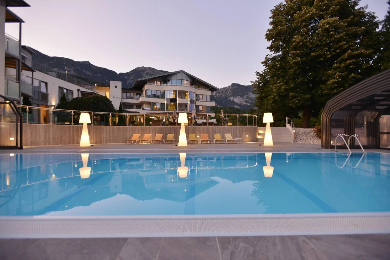 Property building in Hartweger's Hotel