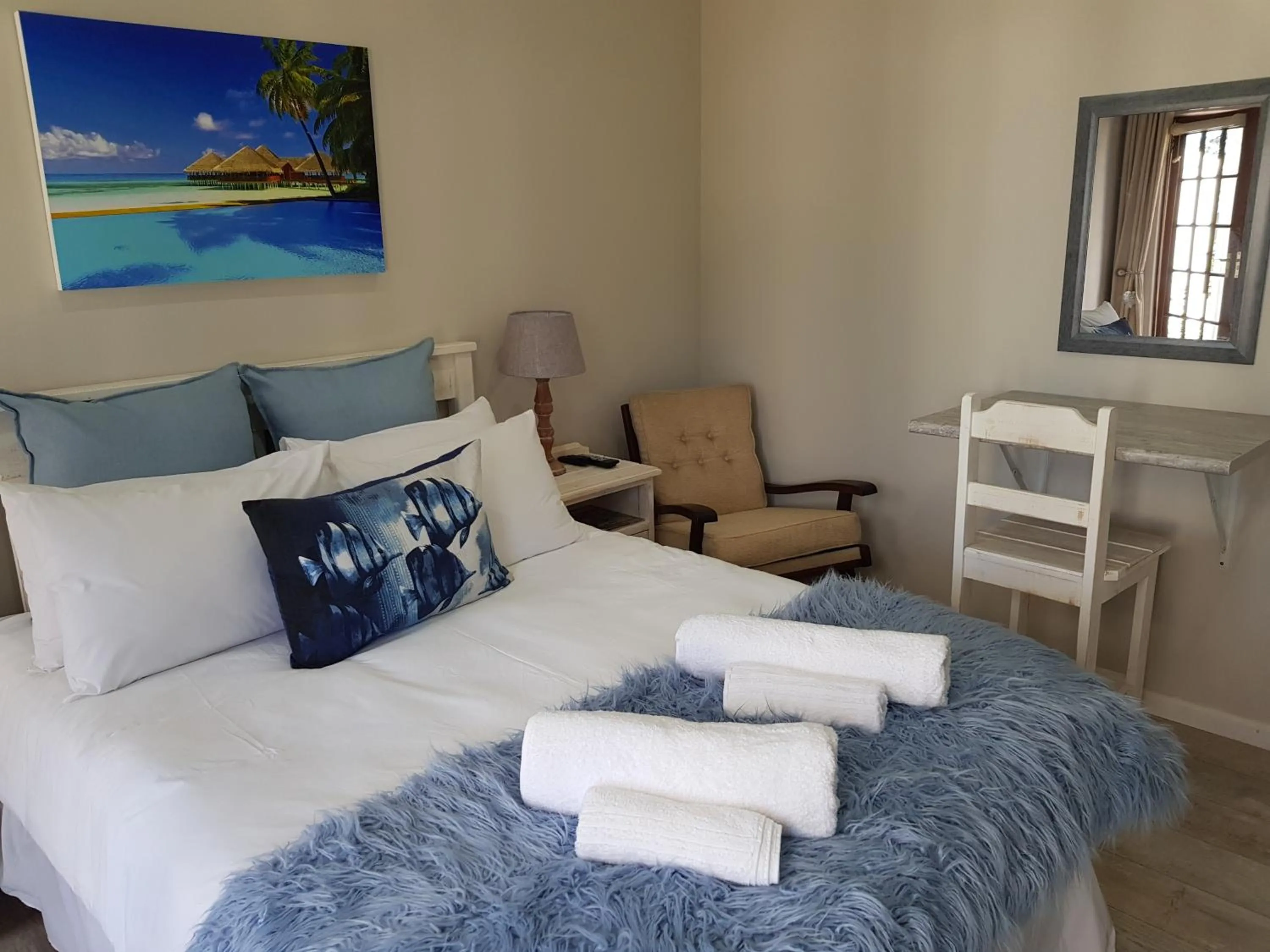 Quiet street view, Bed in Outeniqua en Route