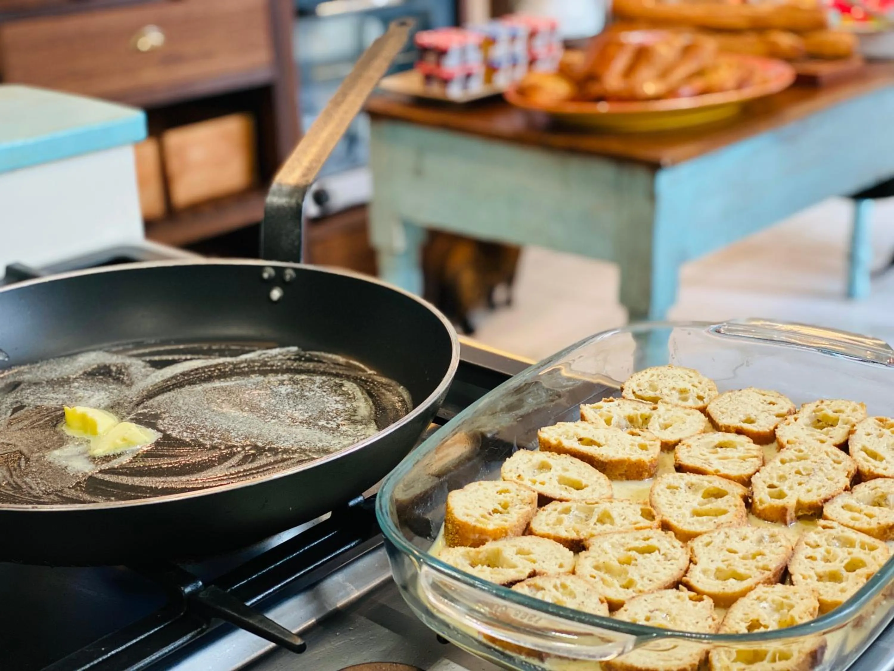Buffet breakfast in The Corner Noirmoutier