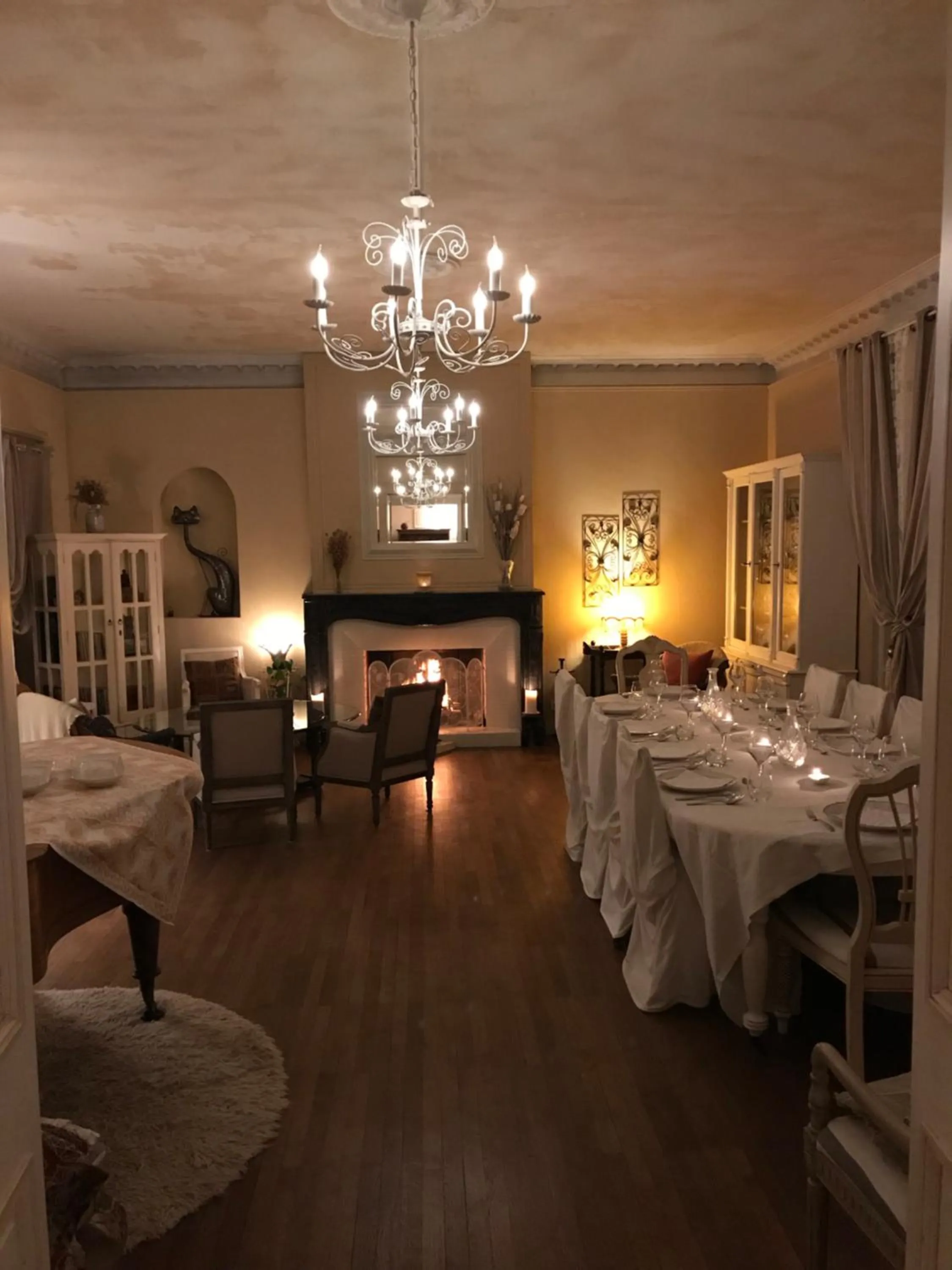 Dining area in The Corner Noirmoutier
