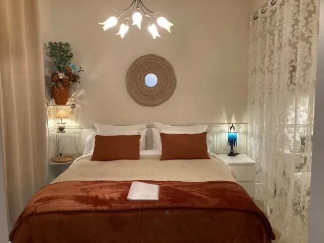 Bed in The Corner Noirmoutier