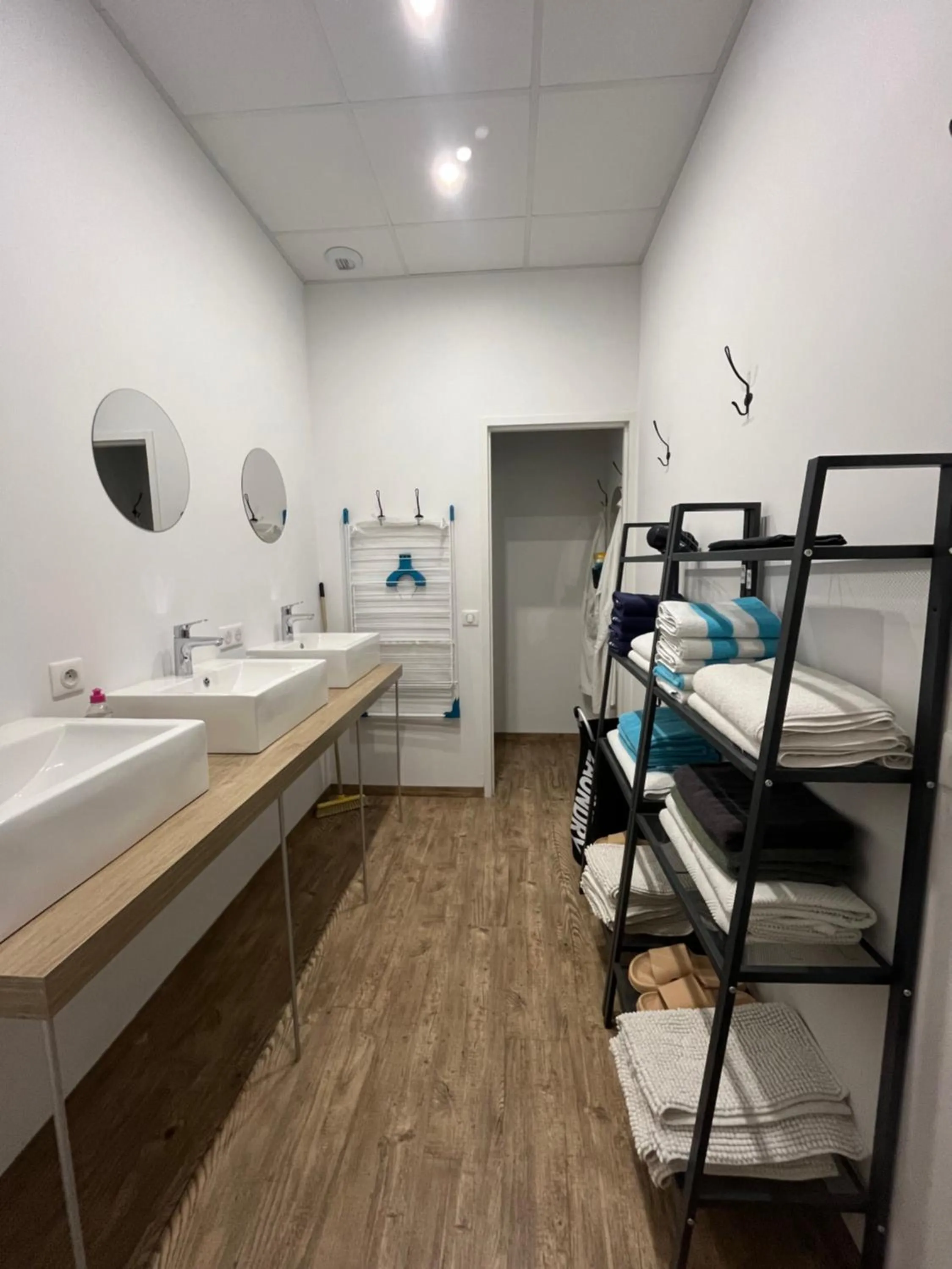 Bathroom, Bed in The Corner Noirmoutier