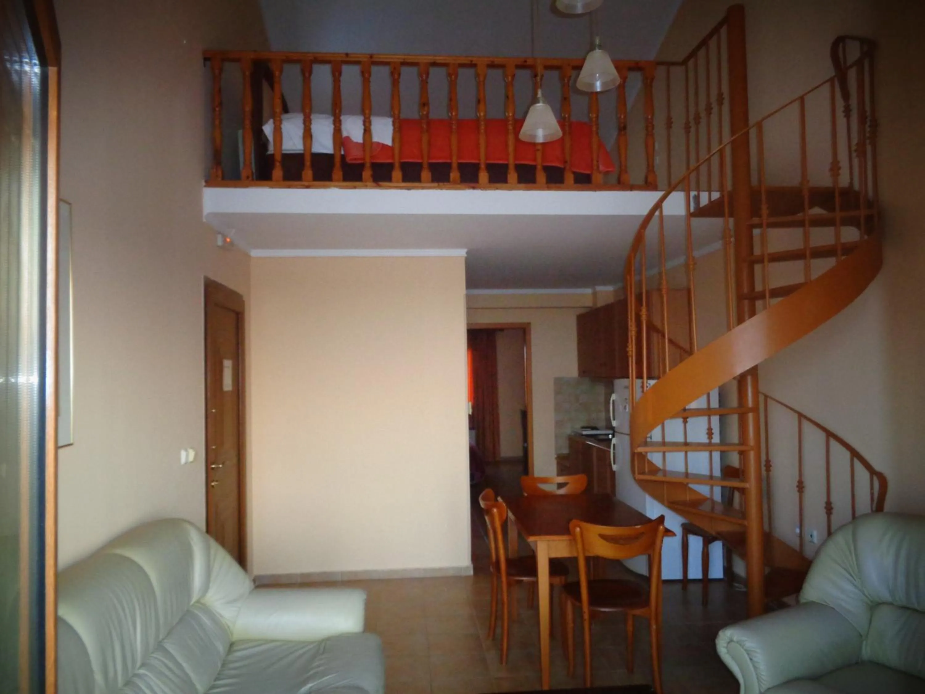 Dining area in Bell Air Hotel