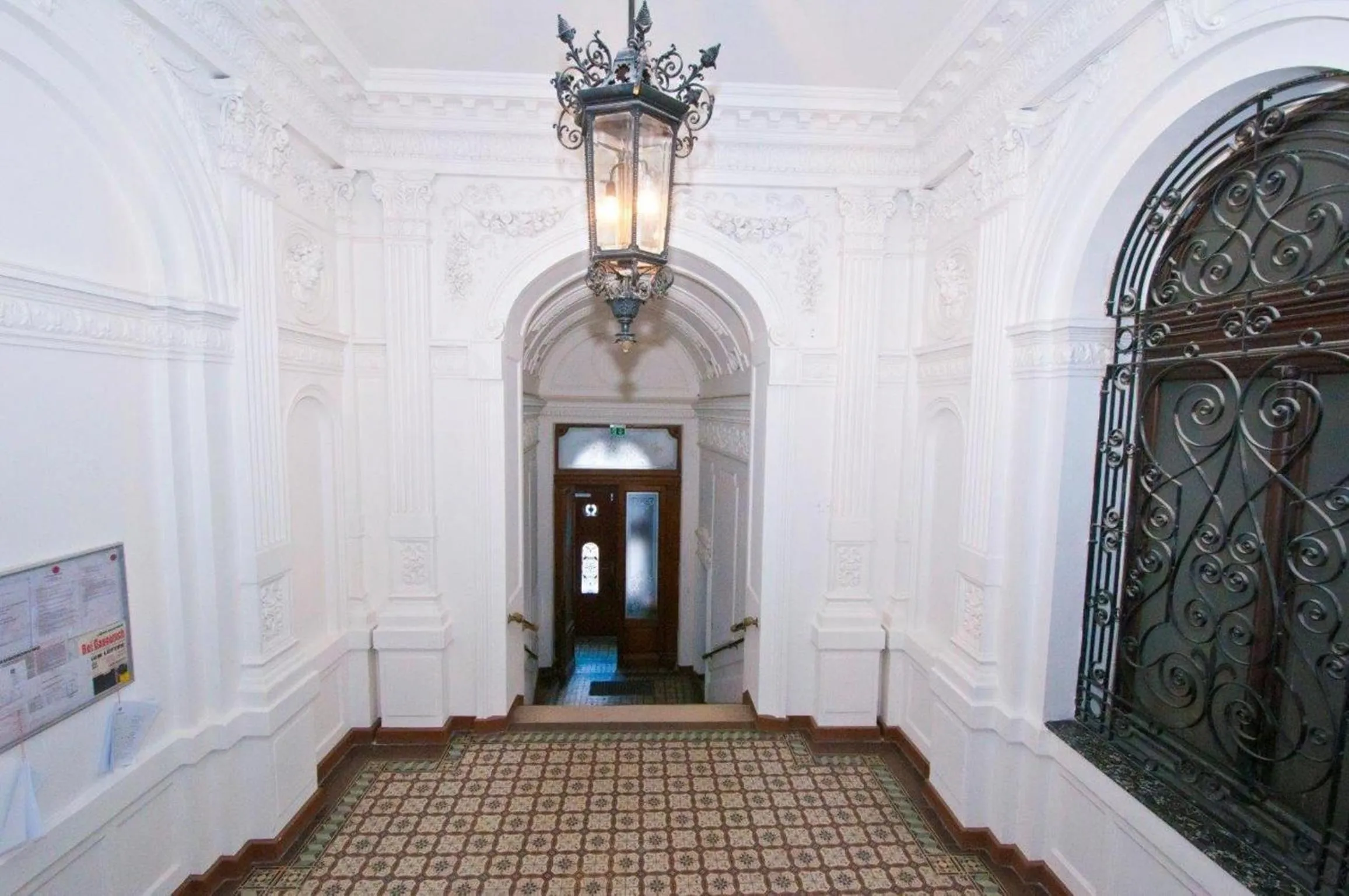 Decorative detail in K+T Boardinghouse