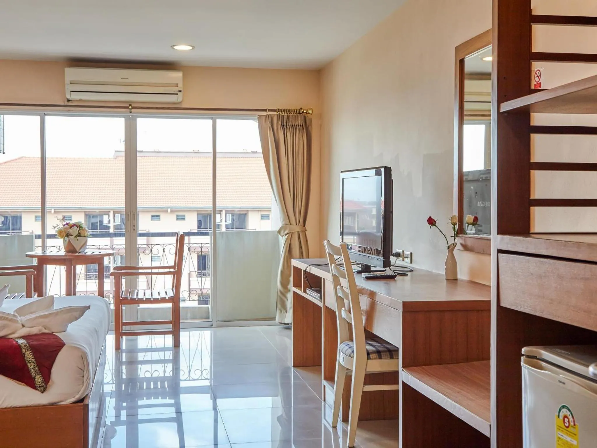 Area and facilities in Metro Point Bangkok