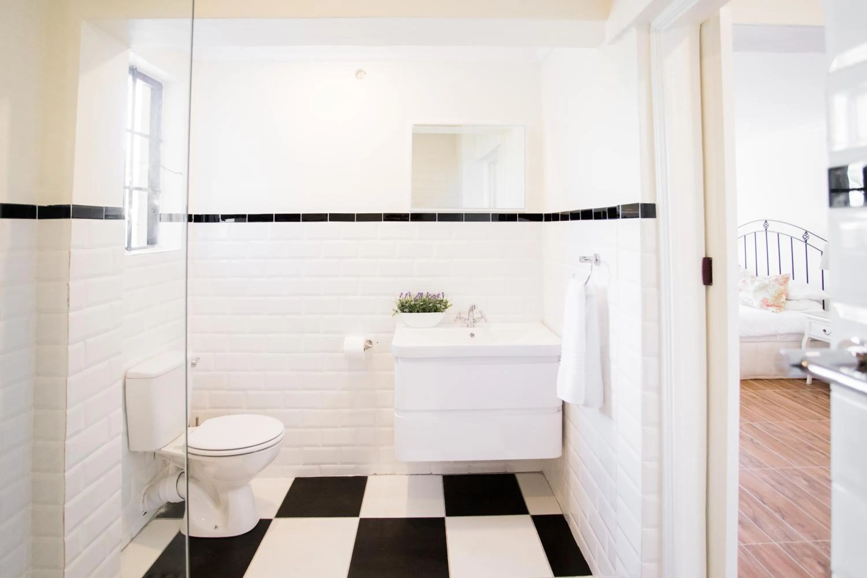 Bathroom in Hathaway Guest House