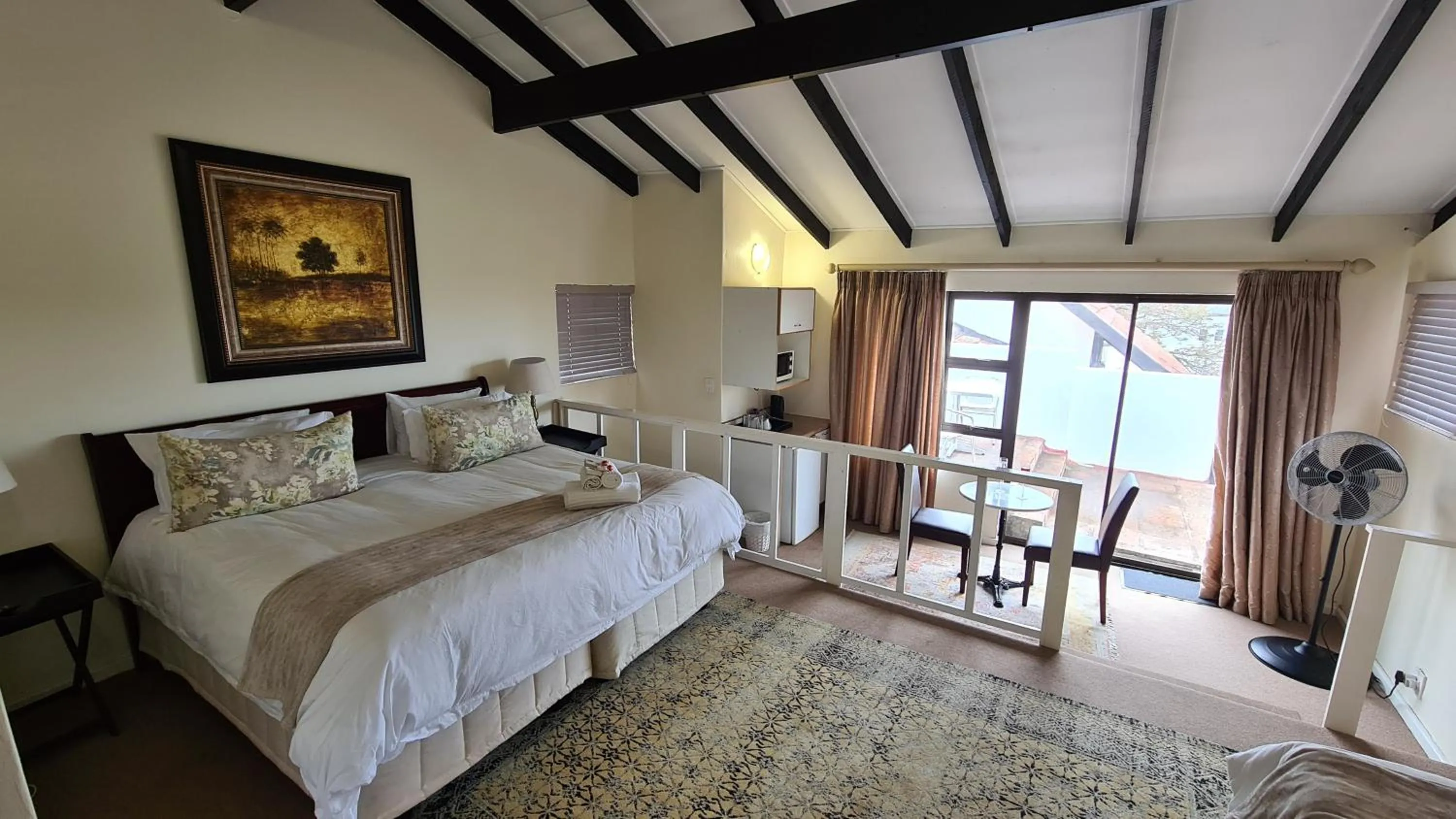 Photo of the whole room, Bed in Hathaway Guest House