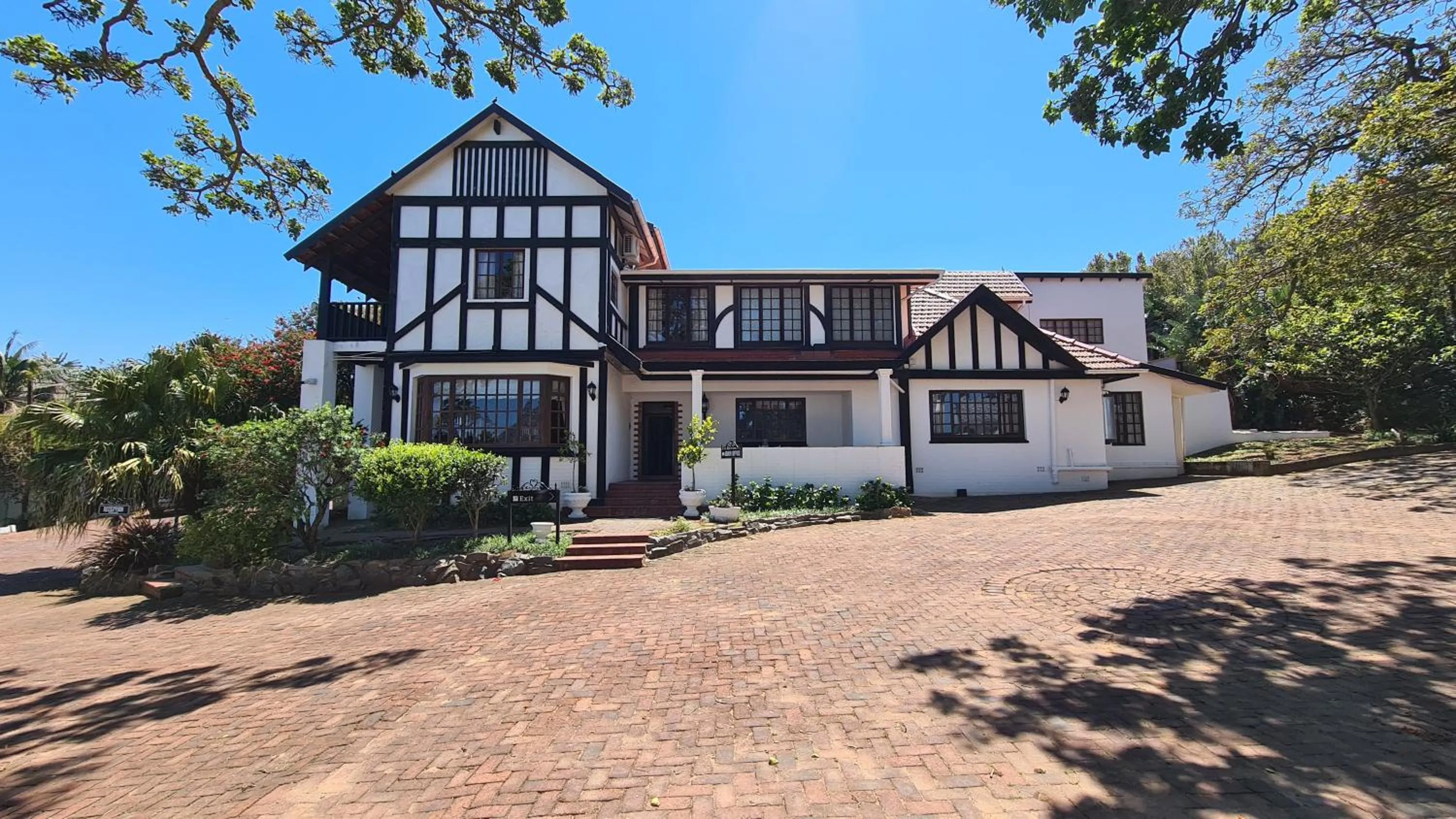 Property building in Hathaway Guest House