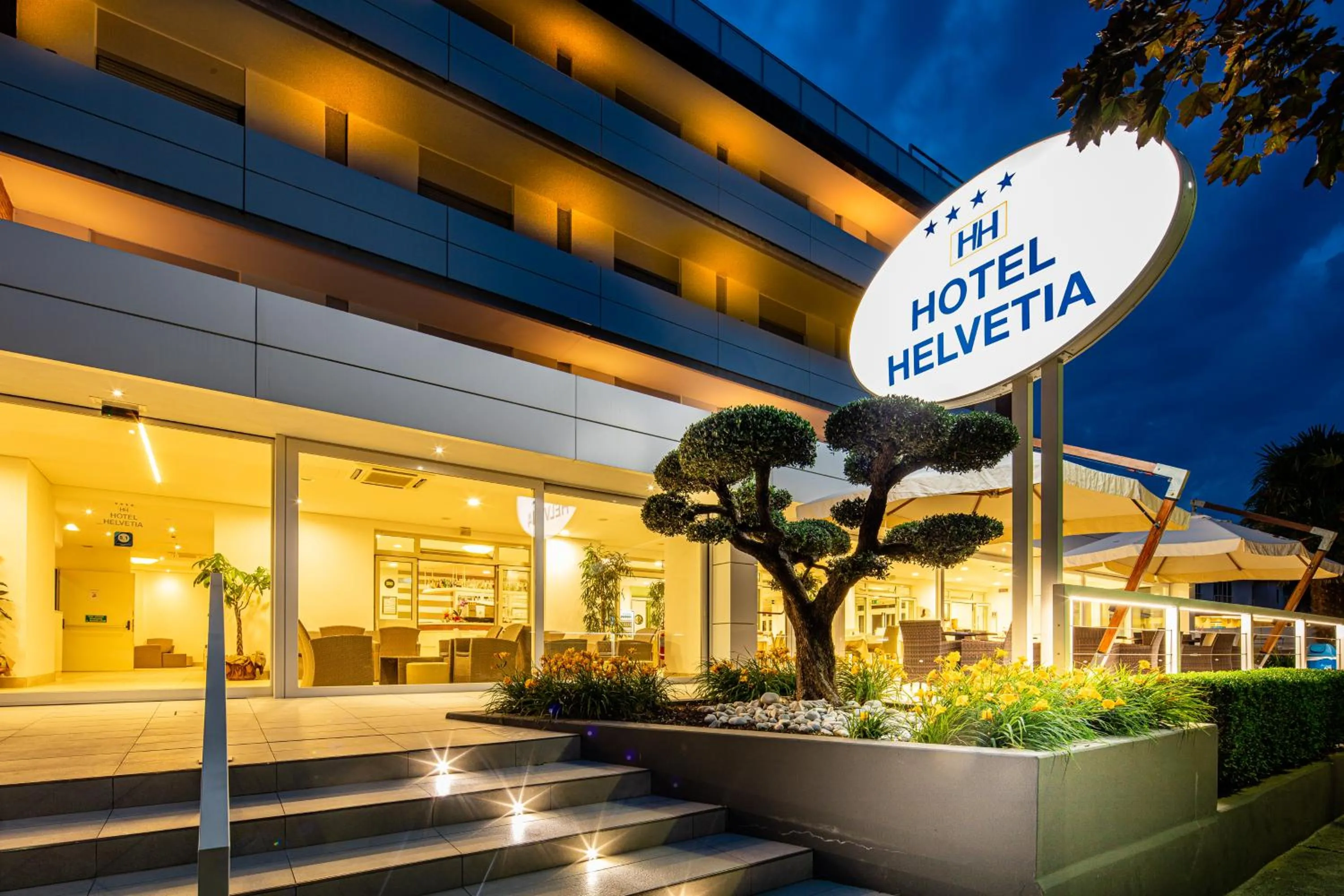 Facade/entrance in Hotel Helvetia