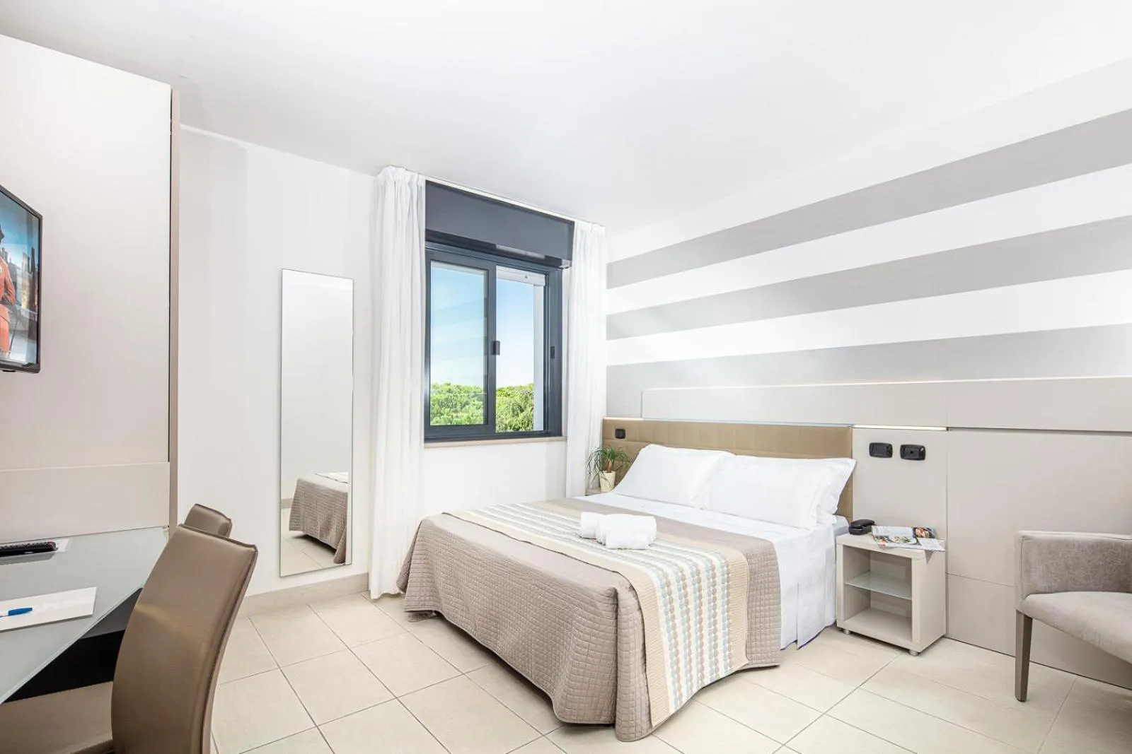 Photo of the whole room, Bed in Hotel Helvetia