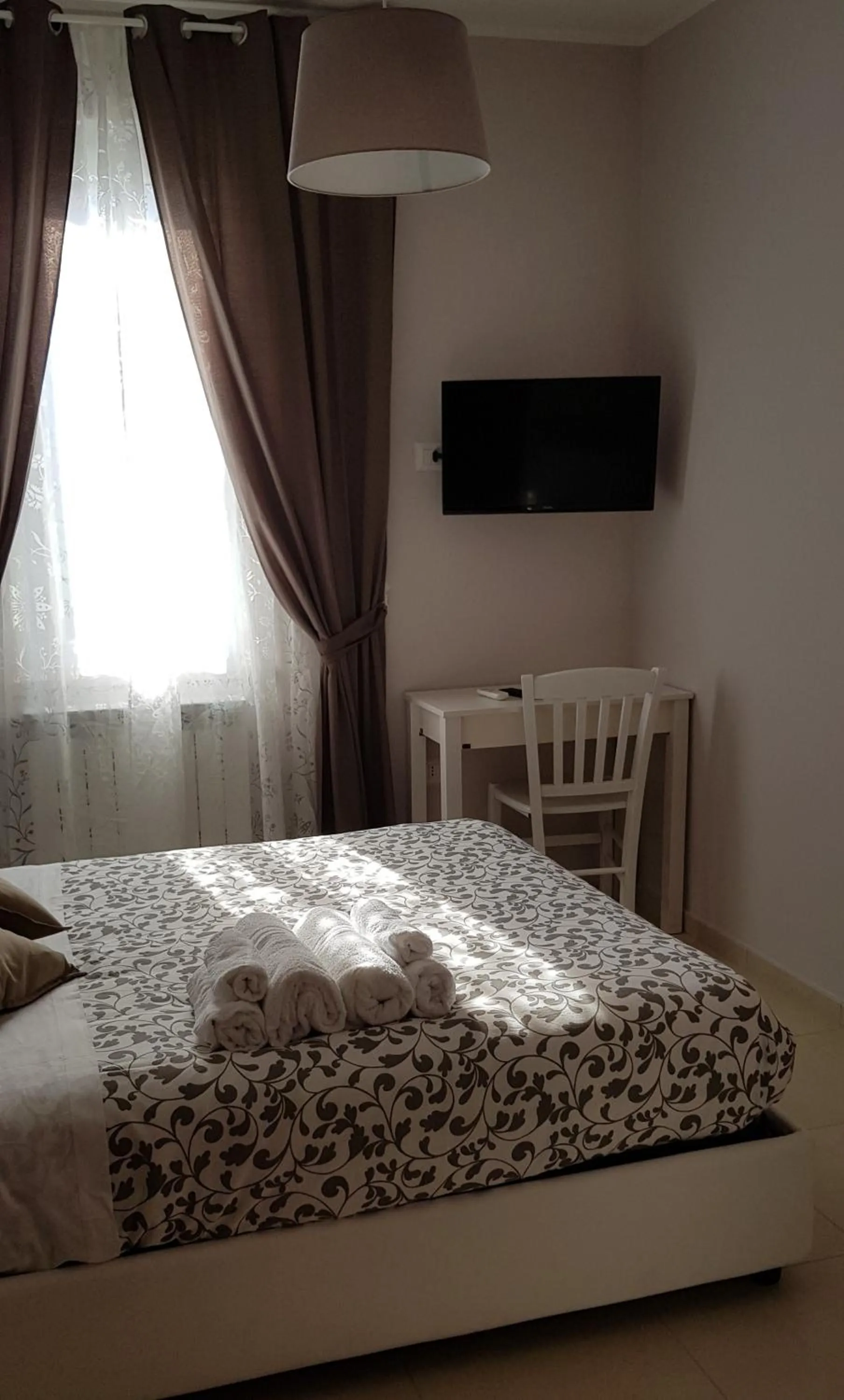 Bed in Home Sweet Home