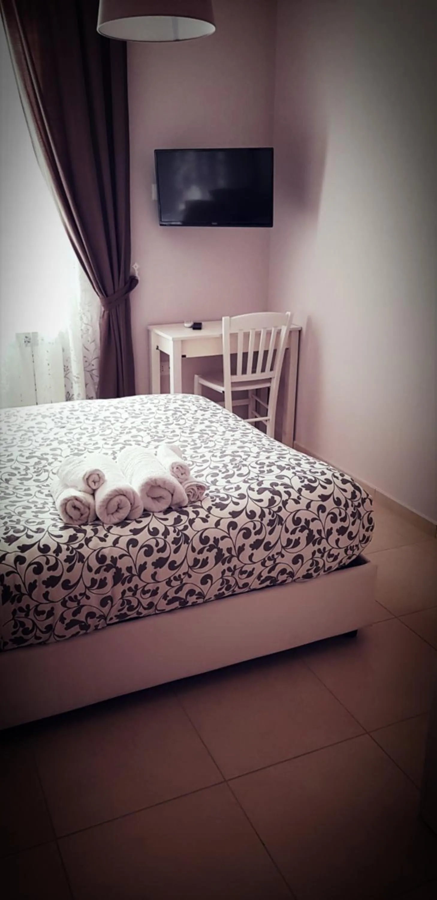 Decorative detail, Bed in Home Sweet Home