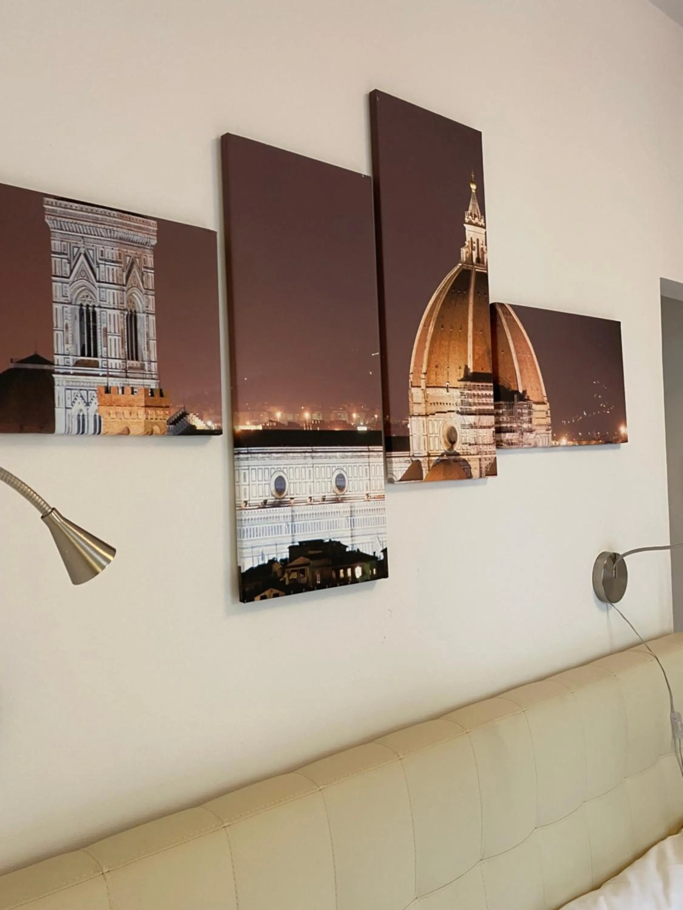 Decorative detail in Le Tre Lune Suites