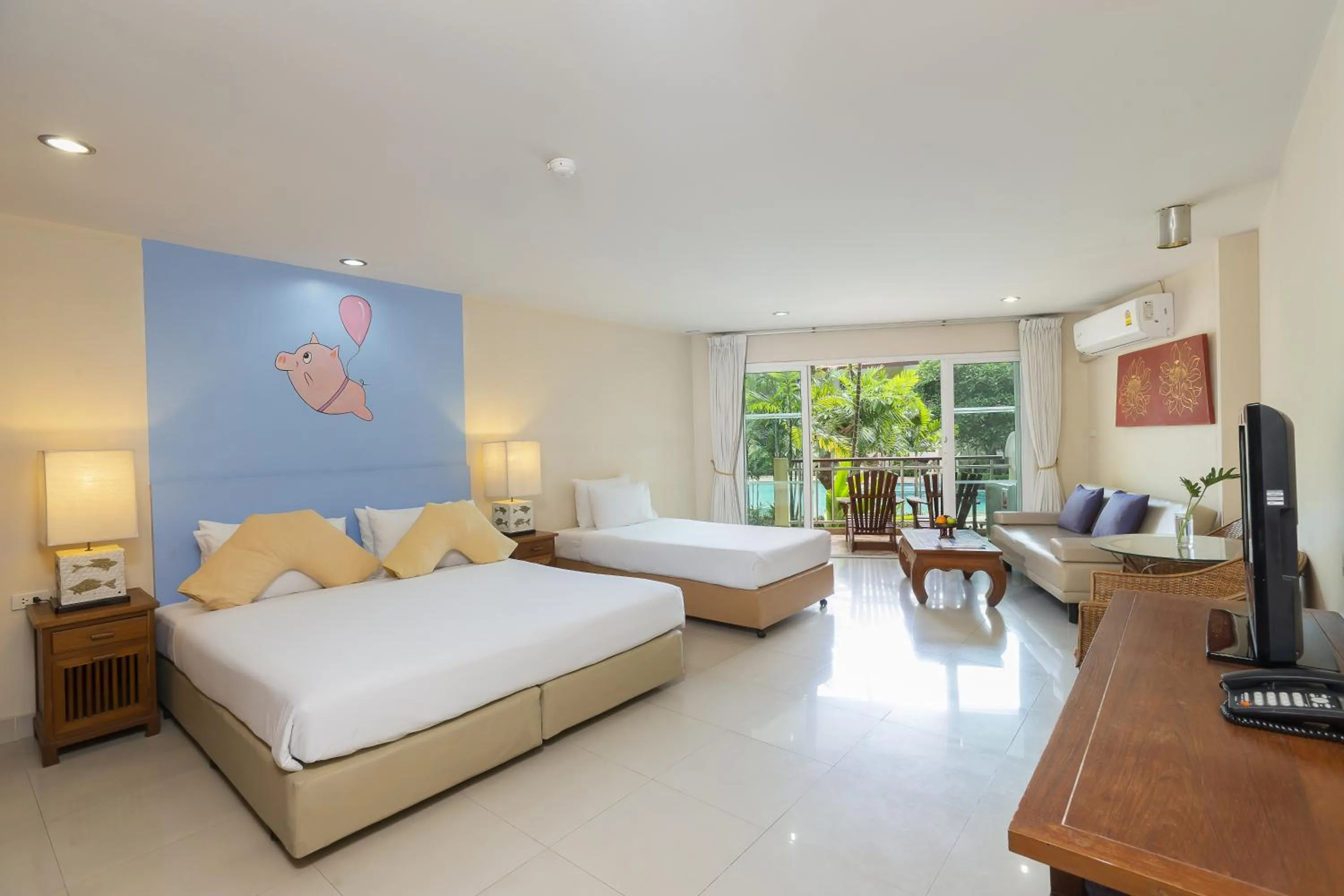 Photo of the whole room, Bed in Bella Villa Cabana