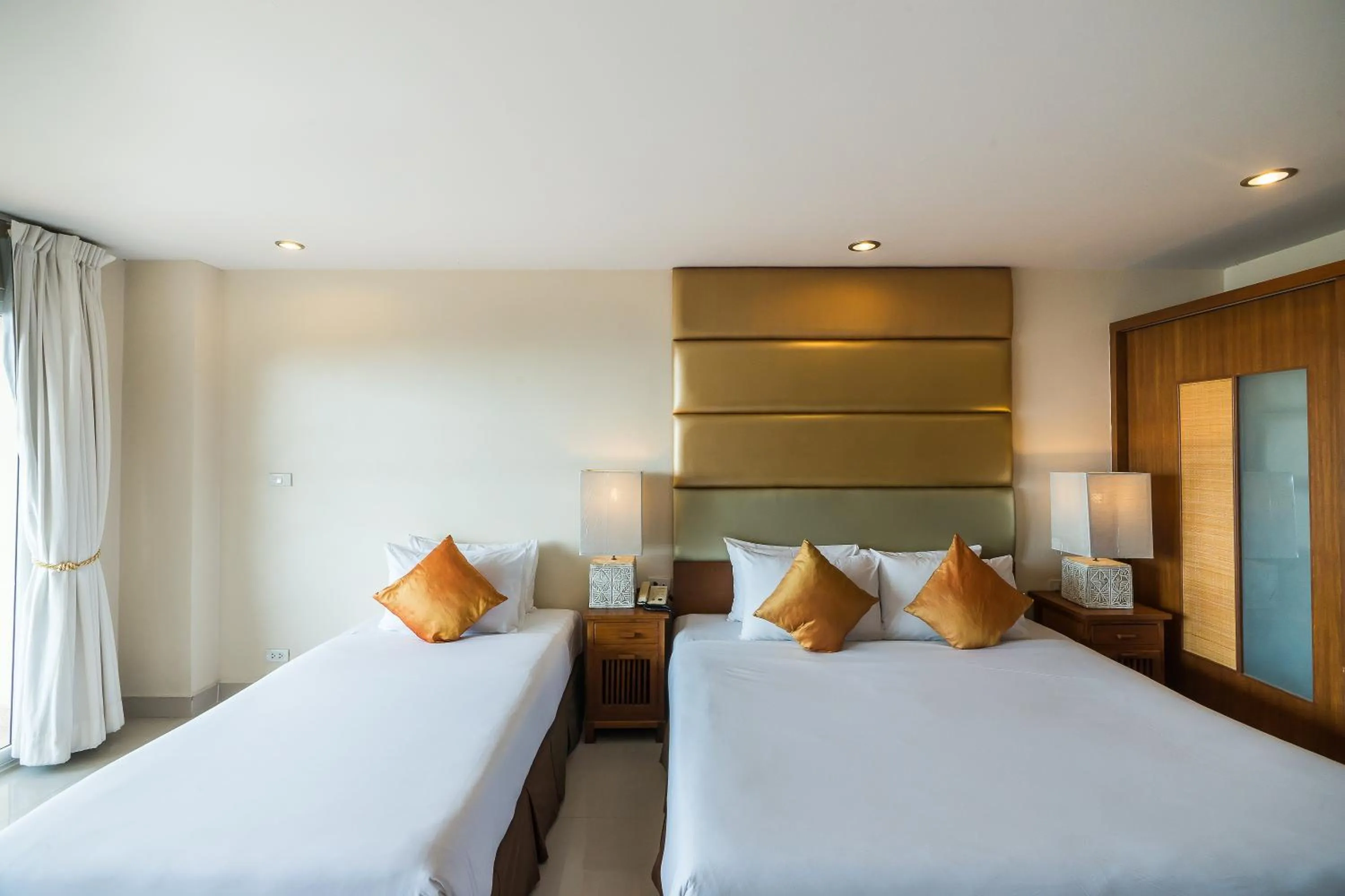 Photo of the whole room, Bed in Bella Villa Cabana