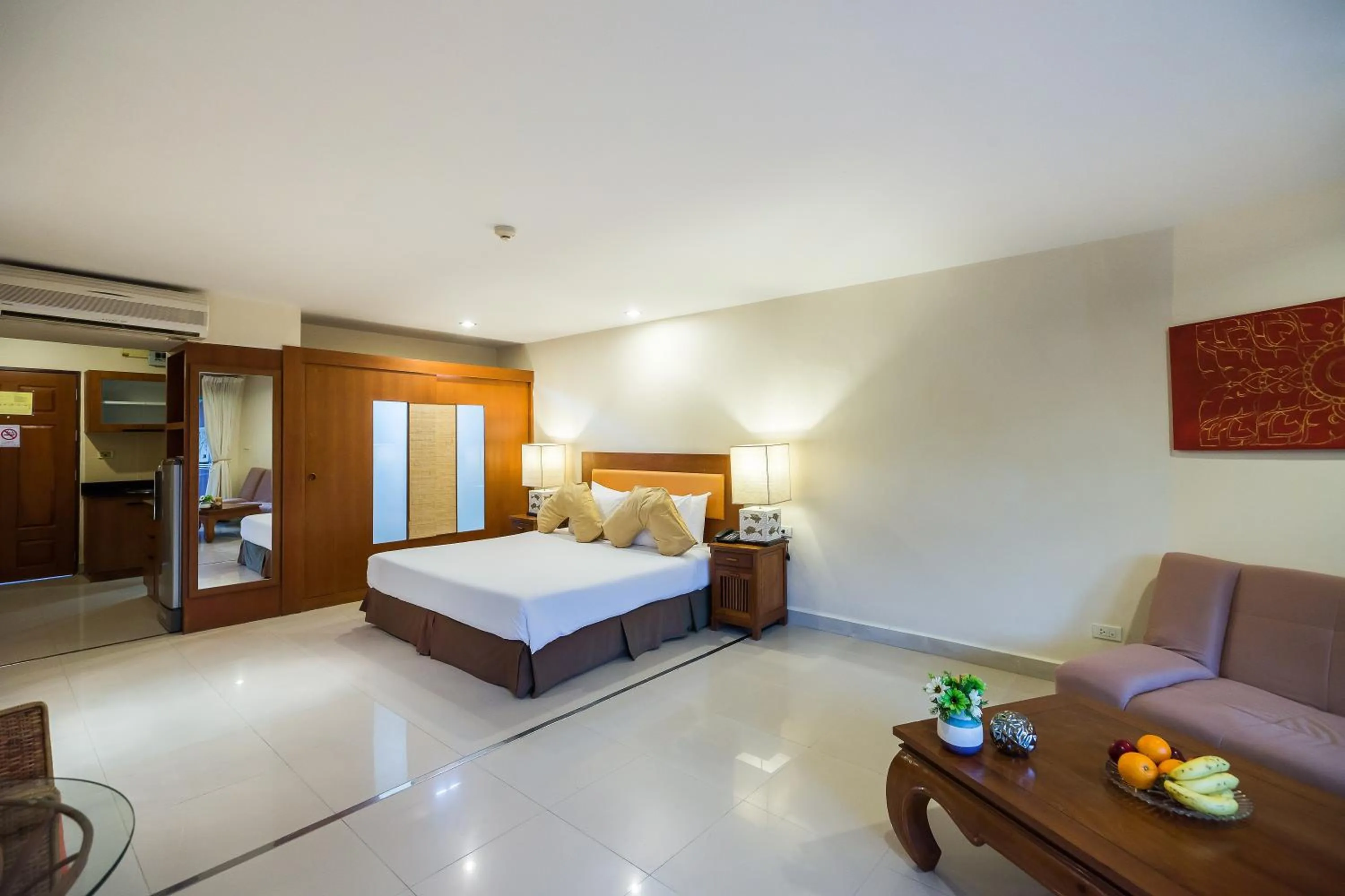 Photo of the whole room, Bed in Bella Villa Cabana