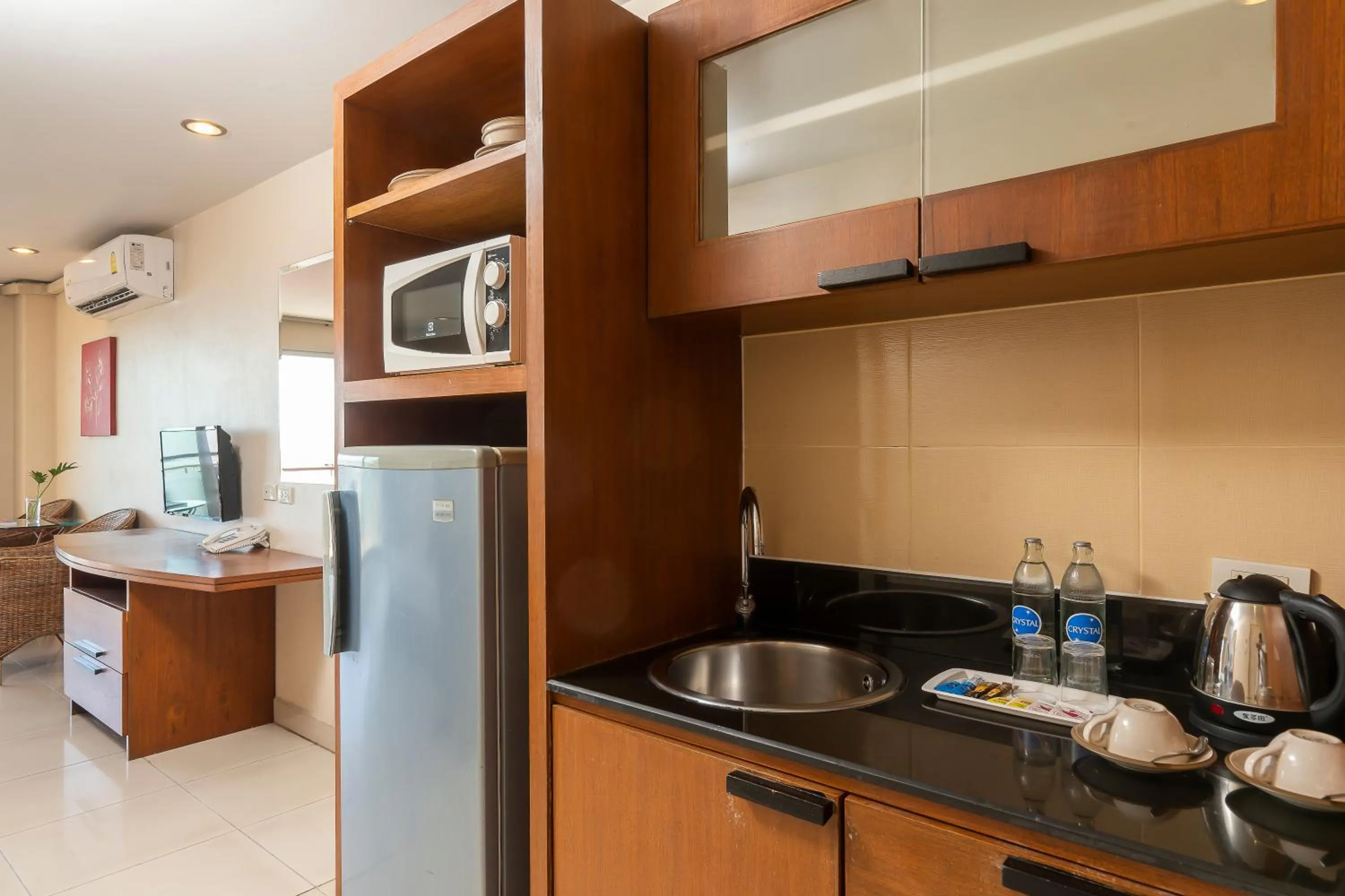 Coffee/tea facilities in Bella Villa Cabana