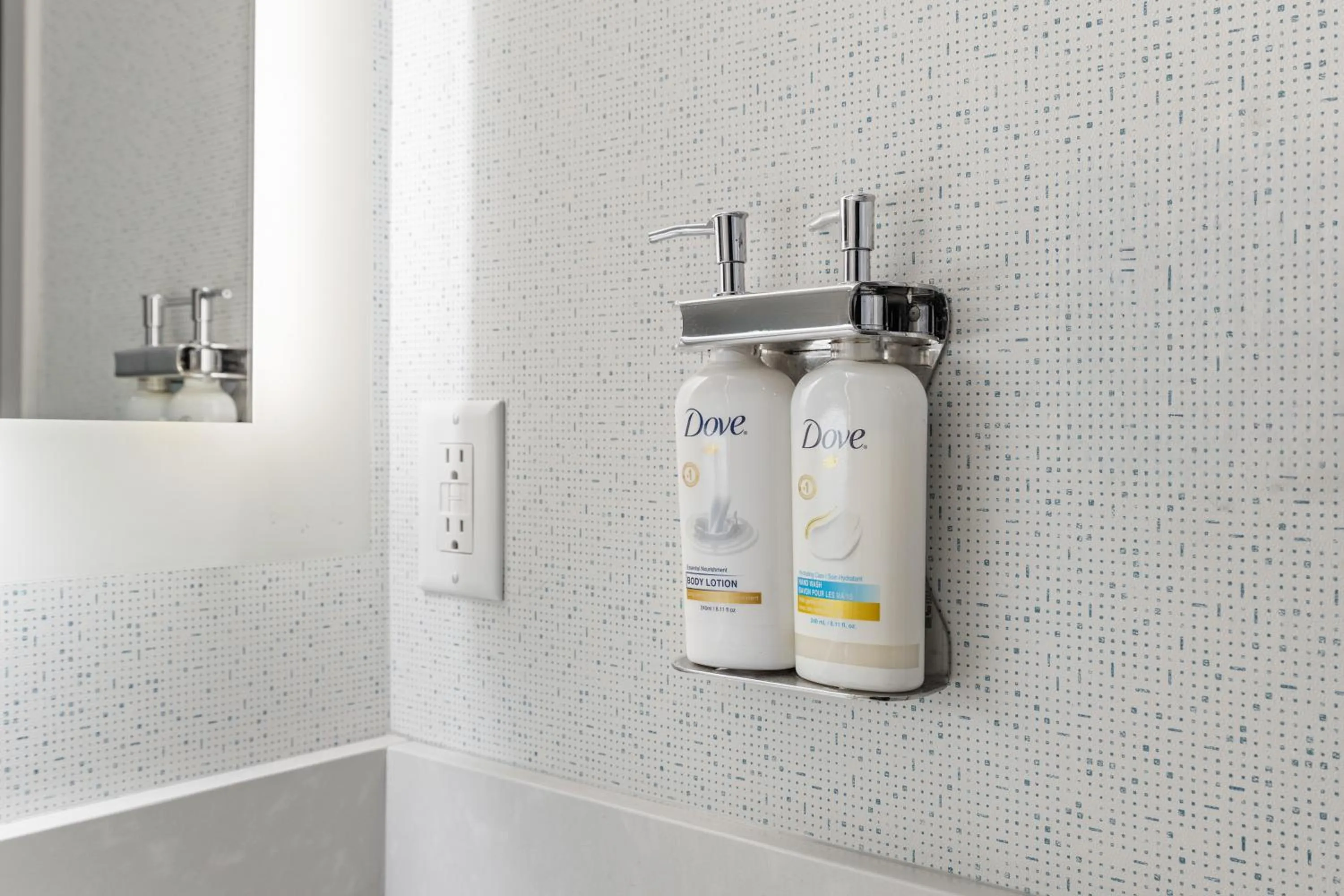 Bathroom in Holiday Inn Express - Sunnyvale - Silicon Valley by IHG