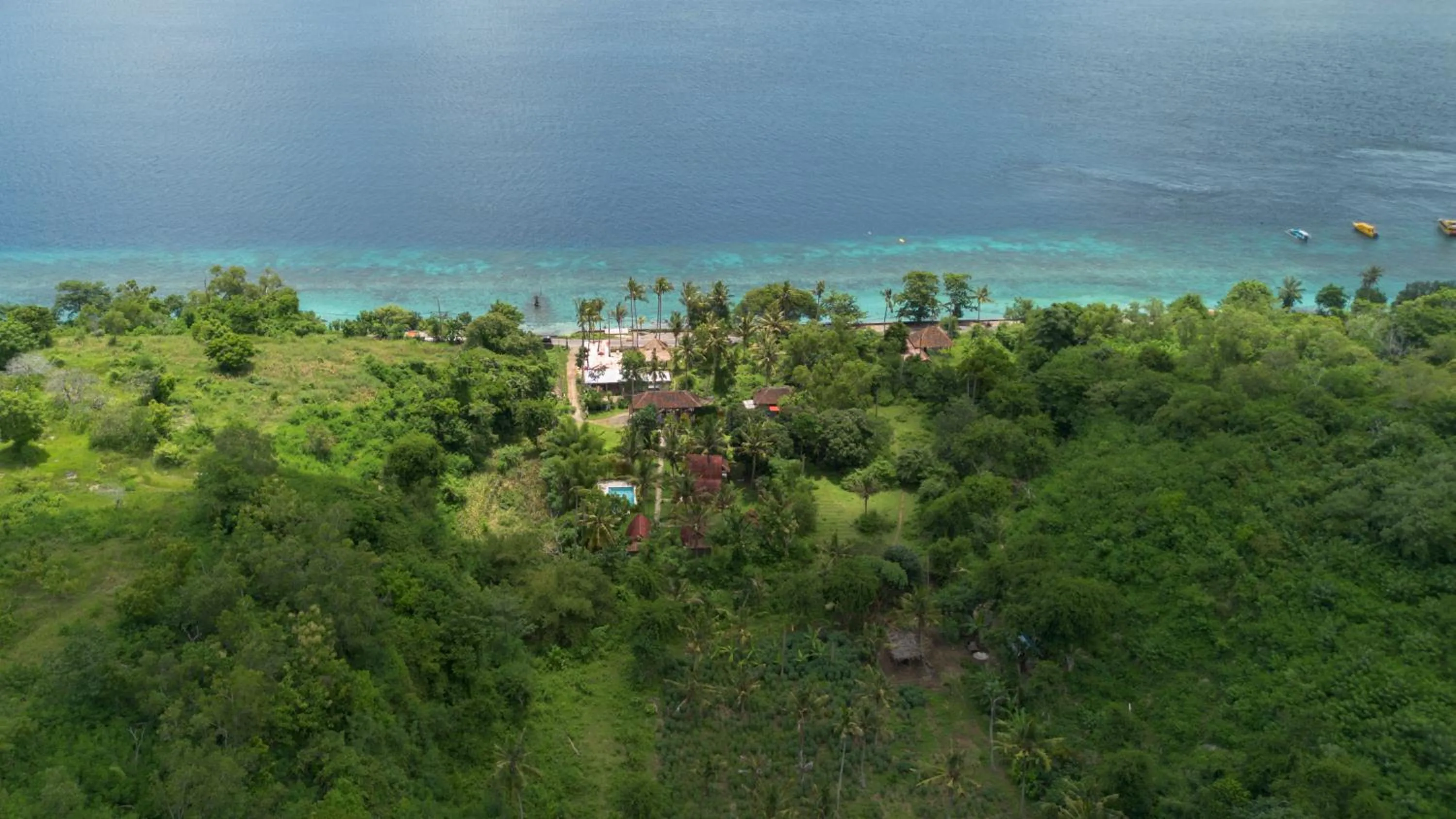 Property building in Apit Lawang Villas & Resto