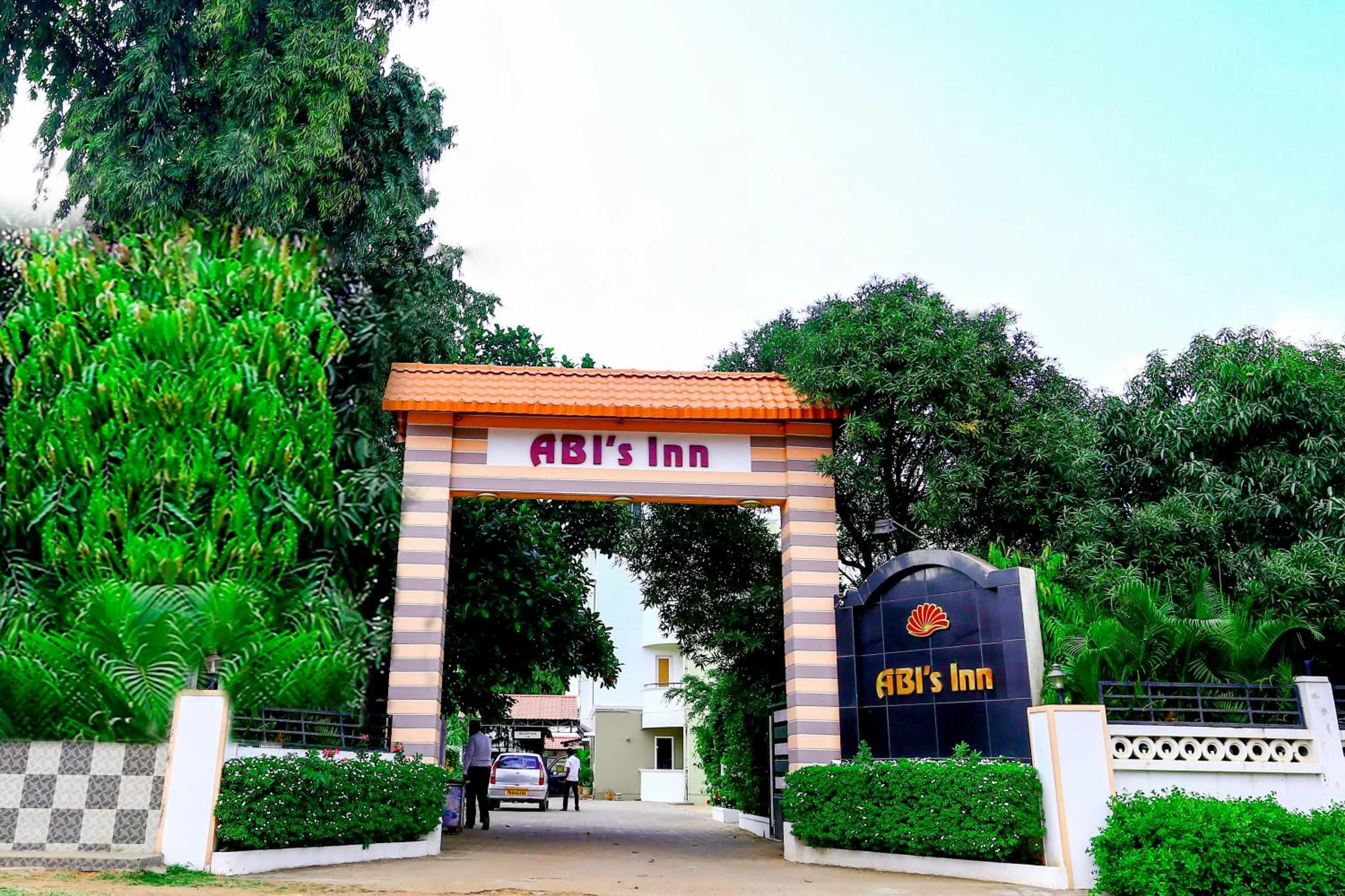 Facade/entrance in Hotel Abi's Inn