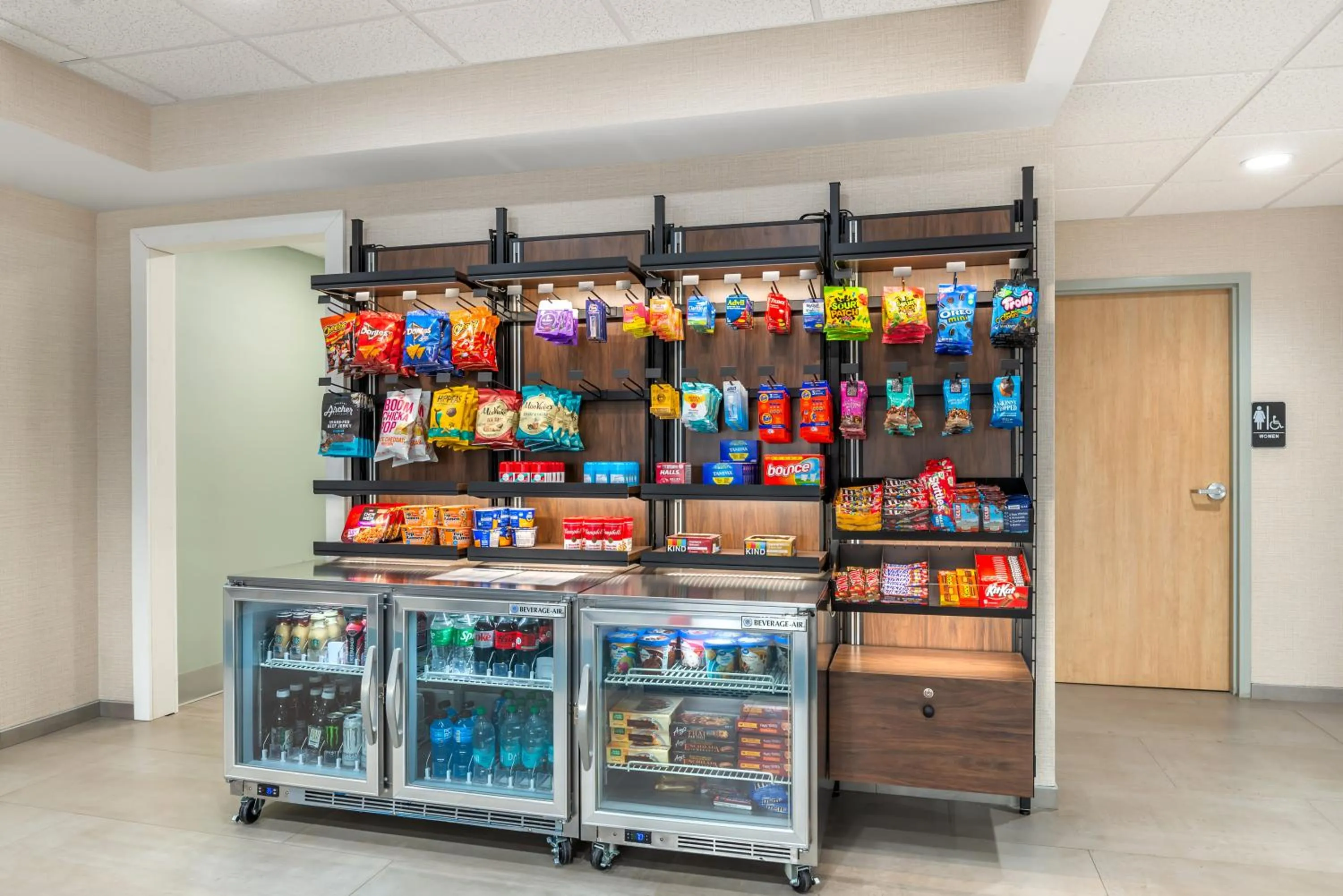 vending machine in Hampton Inn Petersburg-Fort Lee