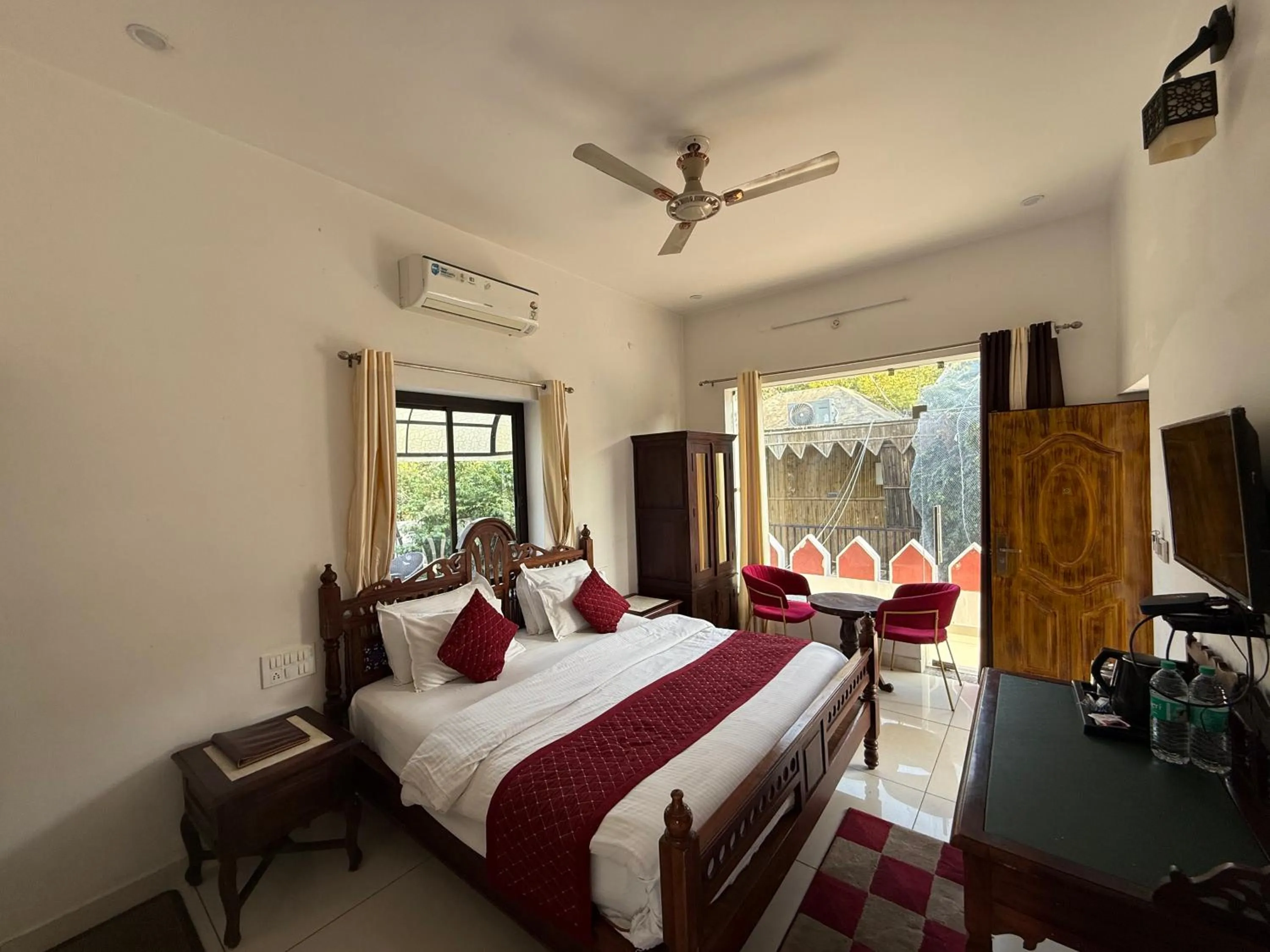 Bed in Hotel Green Heaven Resort