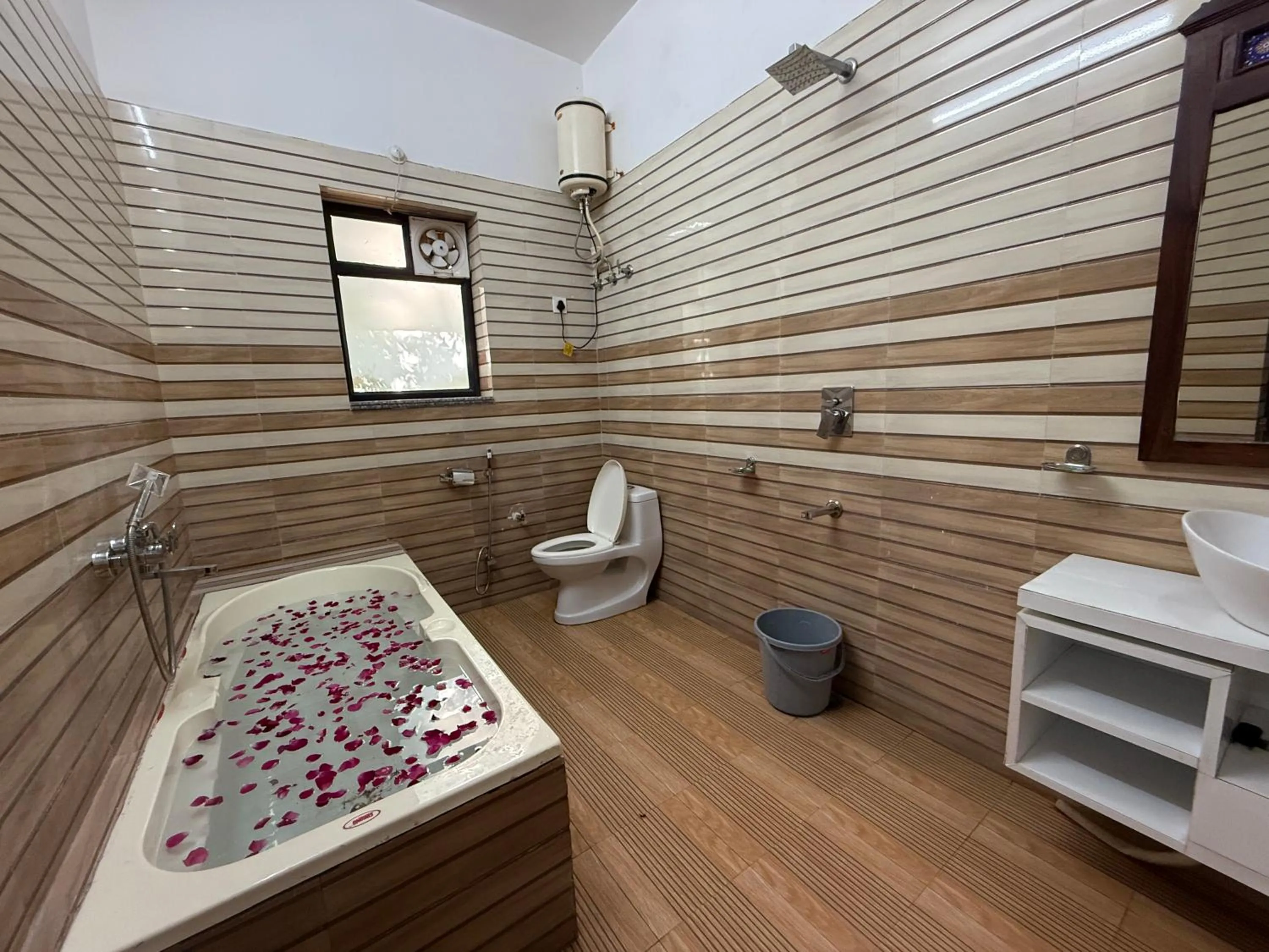 Hotel Green Heaven Resort