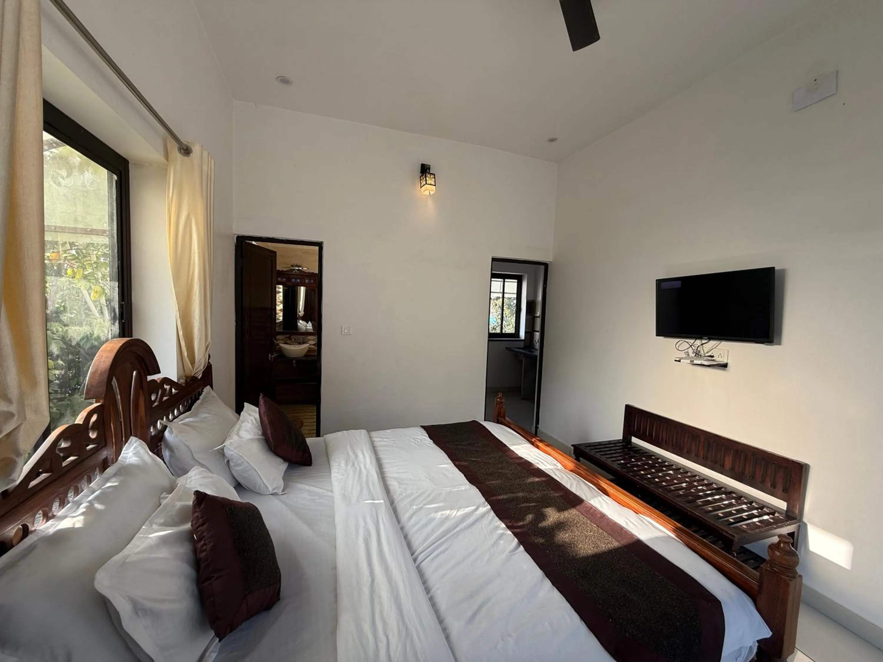 Bed in Hotel Green Heaven Resort