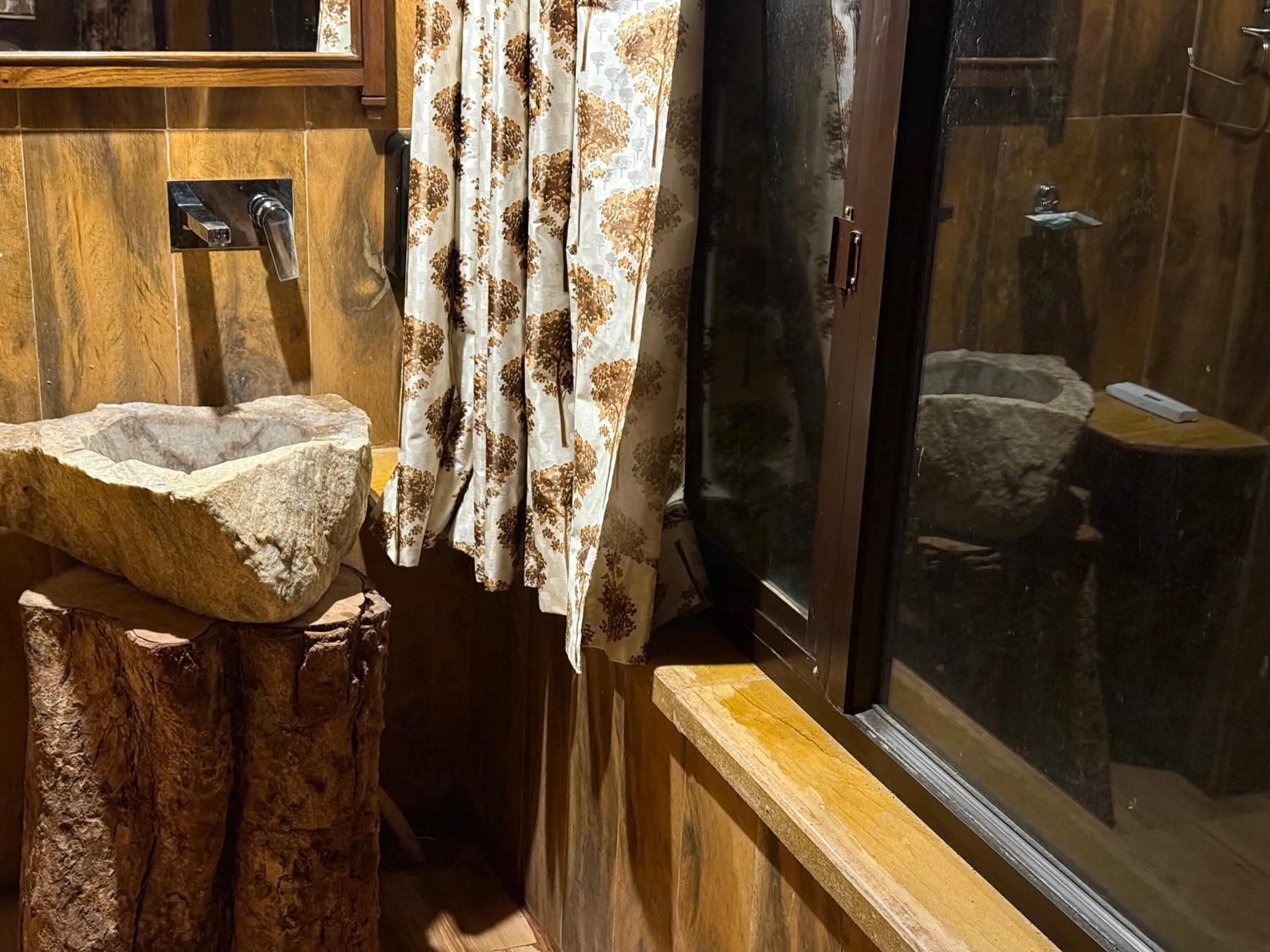 Hotel Green Heaven Resort