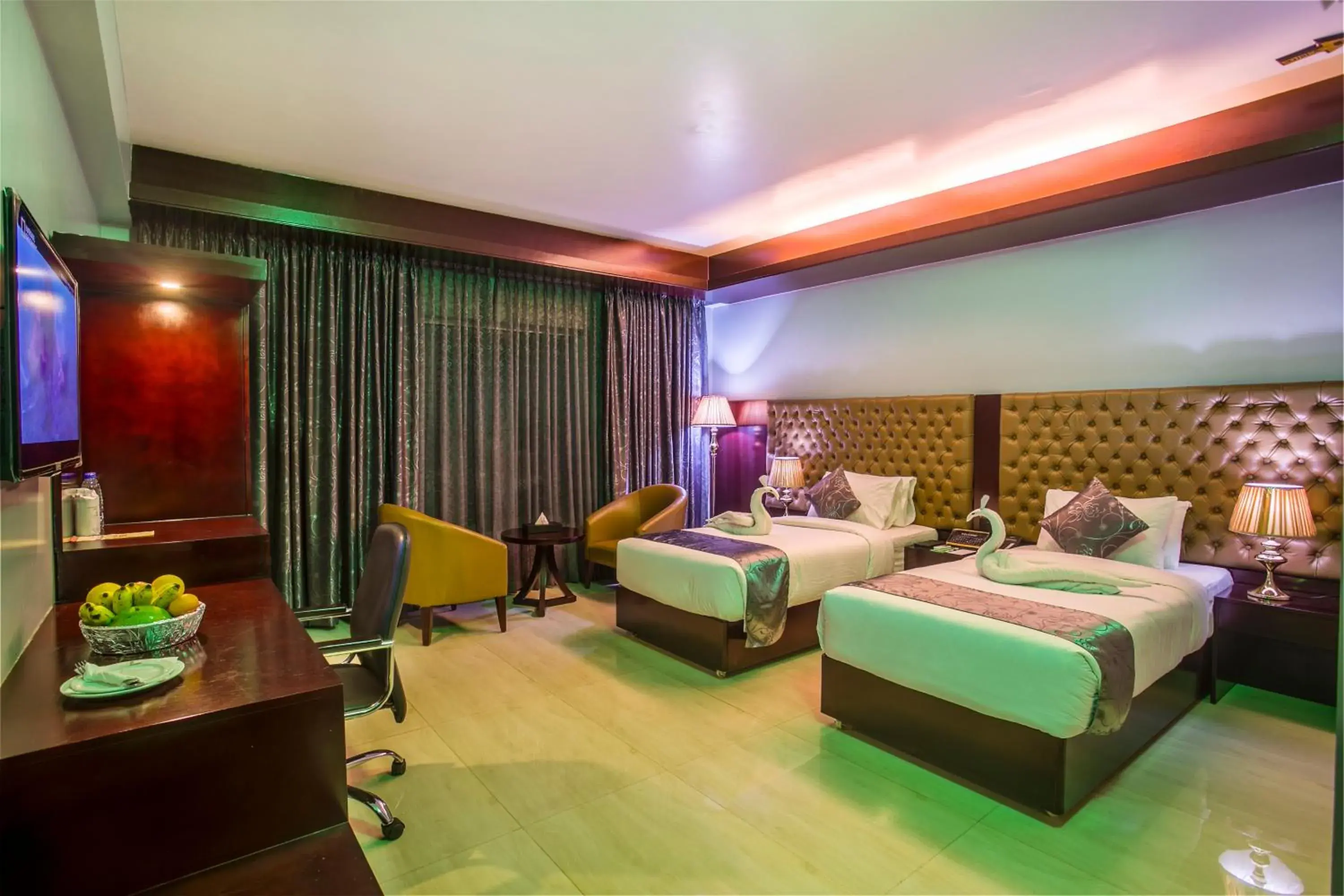 Deluxe Double or Twin Room with Pool Access in Momo Inn Deluxe Double or Twin Room with Pool Access in Momo Inn