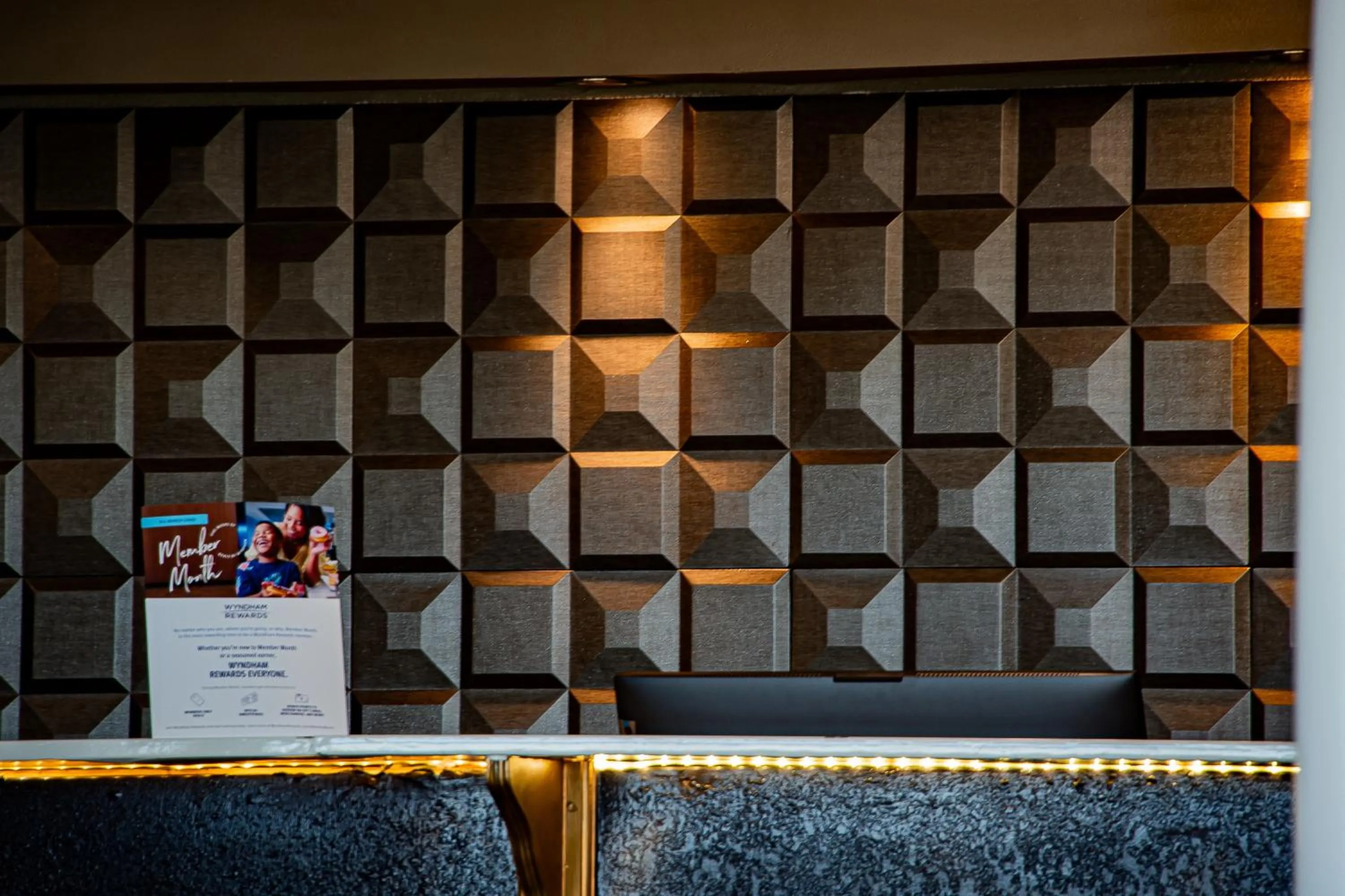 Super 8 by Wyndham Biloxi