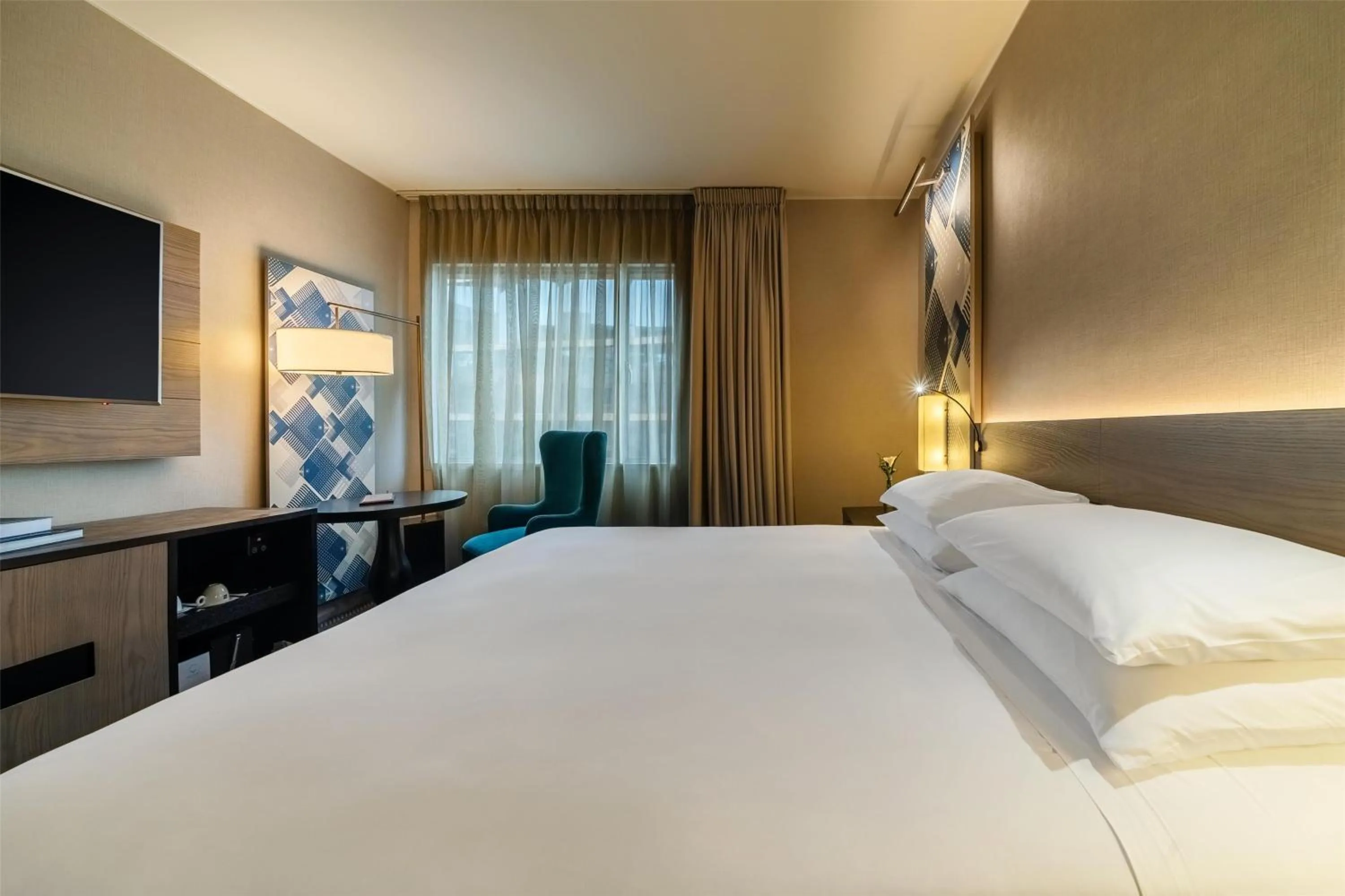 Bedroom, Bed in Hyatt Centric San Isidro Lima