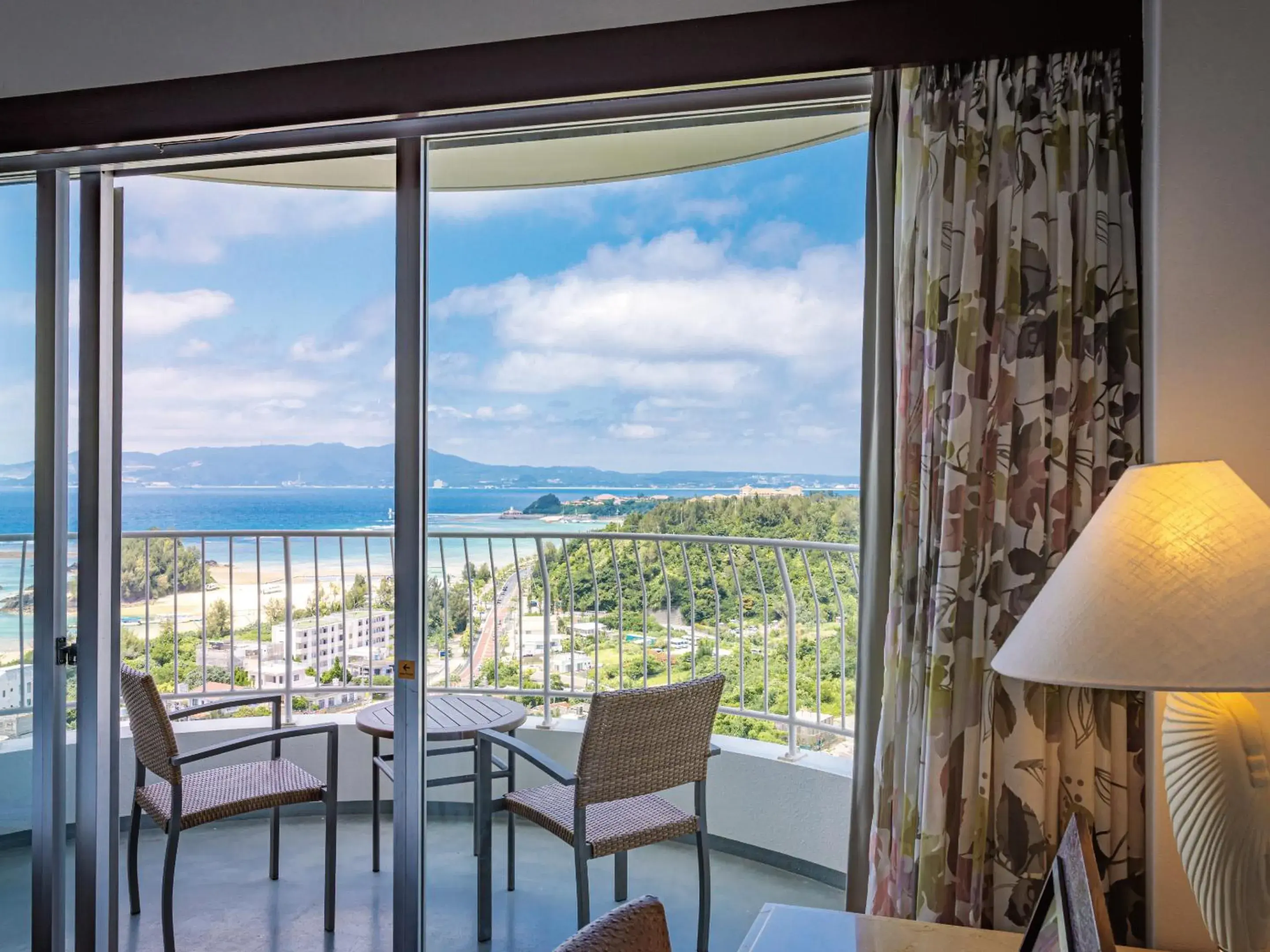 Ocean View Room - single occupancy - Ocean Tower (1th-3th floors) in Okinawa Kariyushi Beach Resort Ocean Spa Ocean View Room - single occupancy - Ocean Tower (1th-3th floors) in Okinawa Kariyushi Beach Resort Ocean Spa