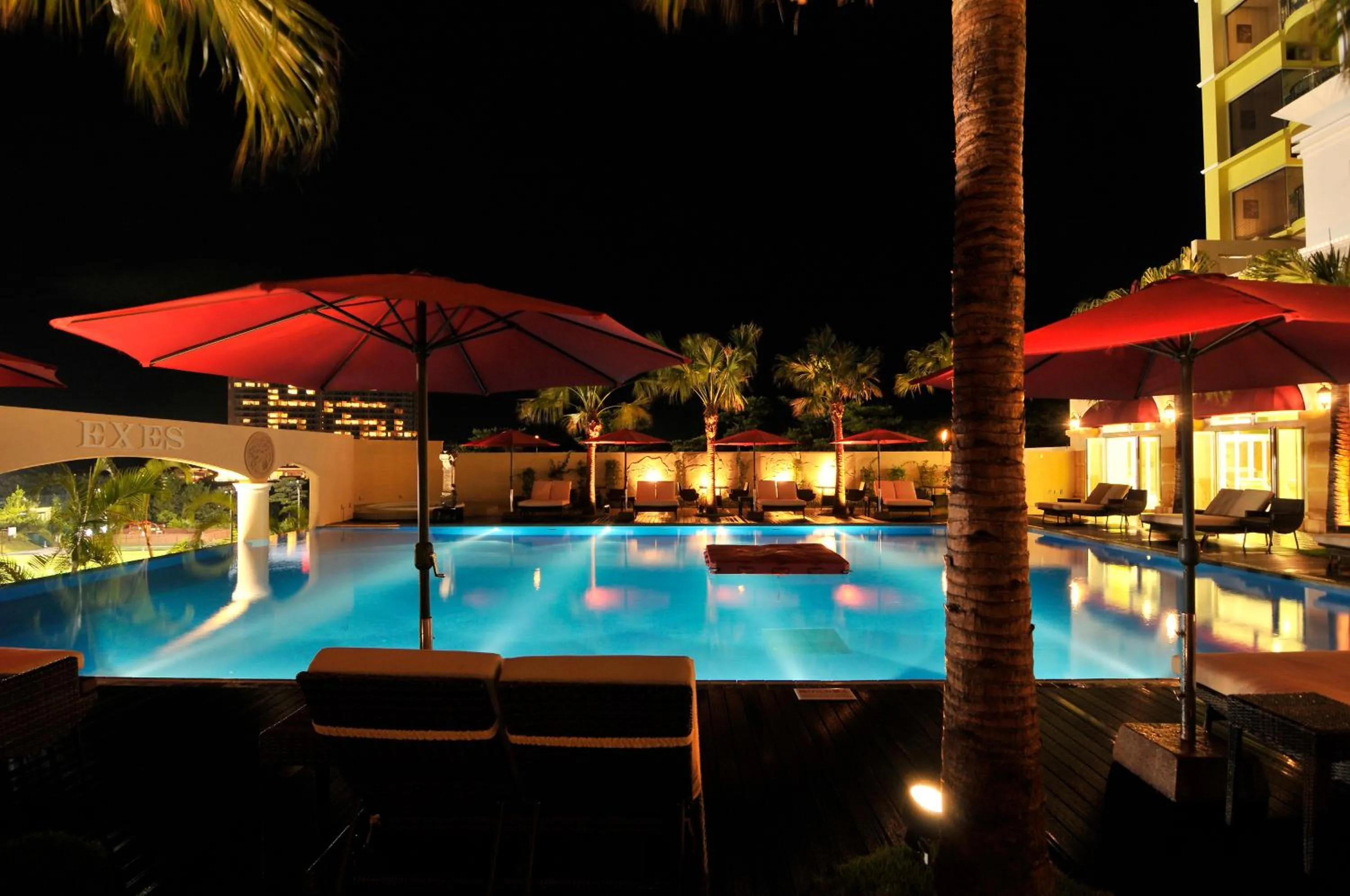 Night in Okinawa Kariyushi Resort EXES Onna