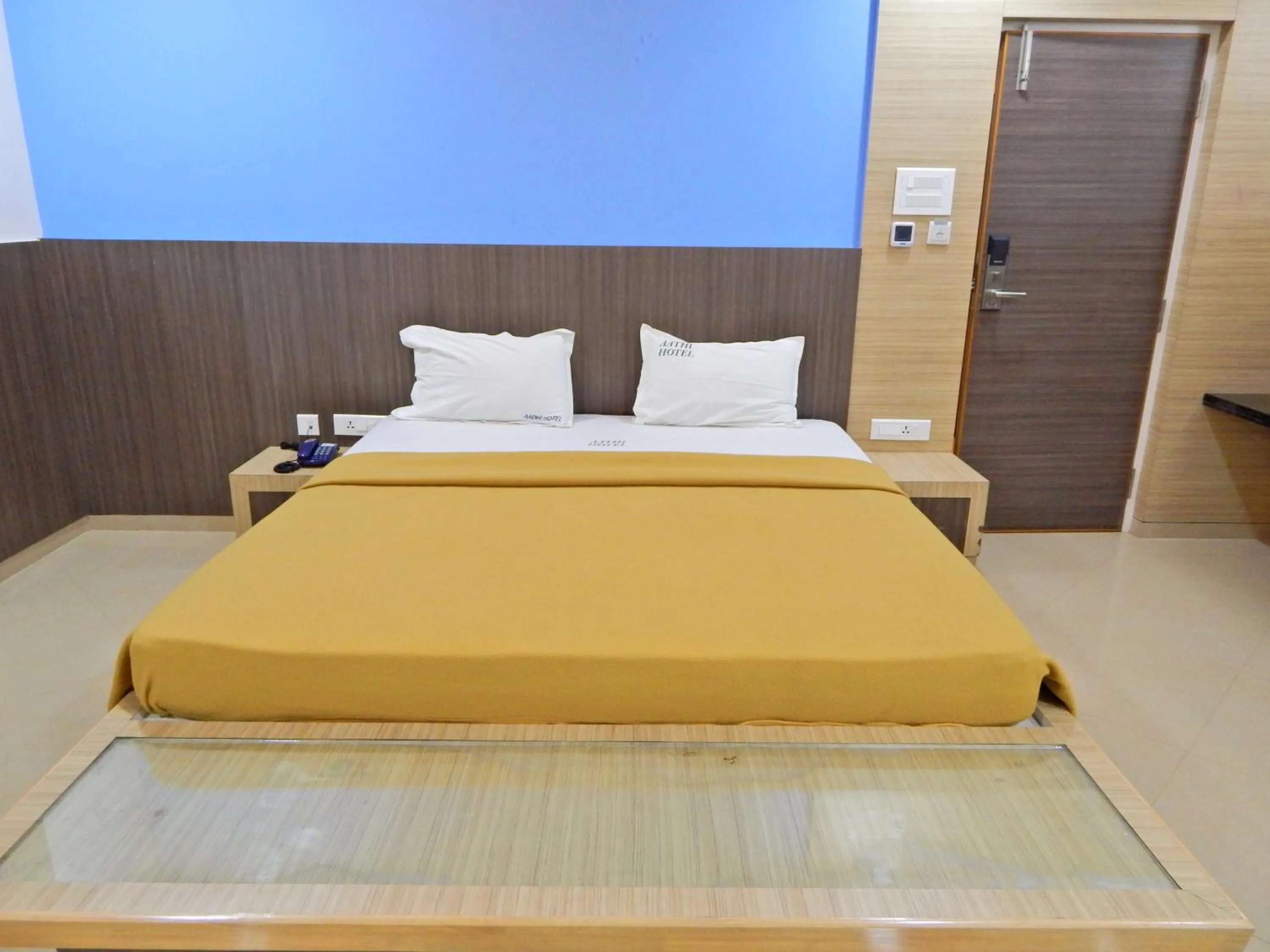 Bed in Hotel Aadhi