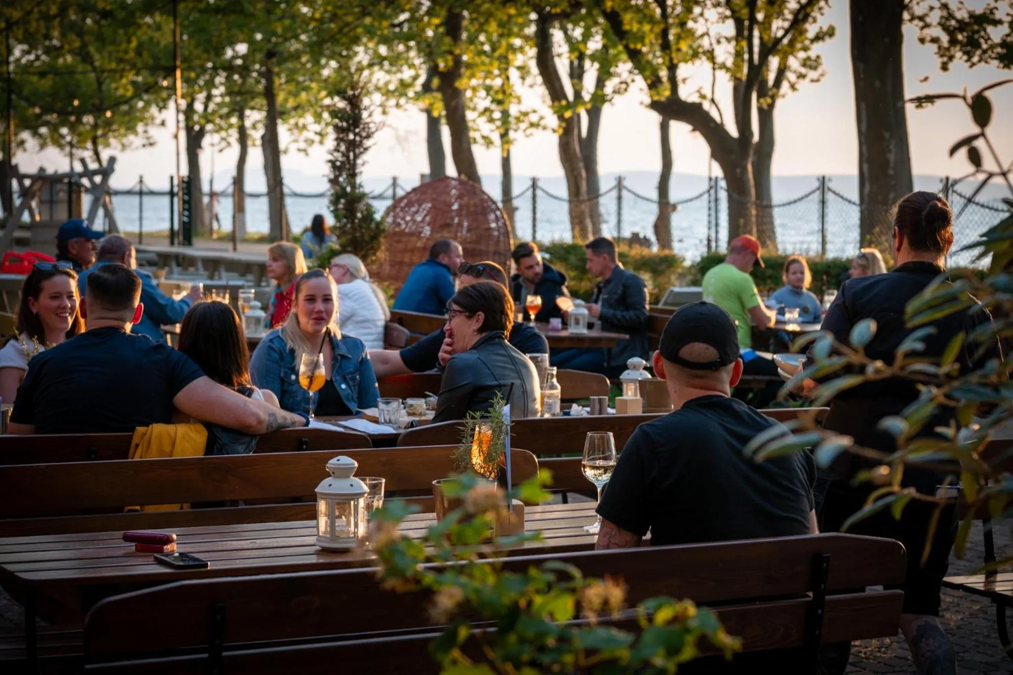 Restaurant/places to eat in Hotel Anna Villa